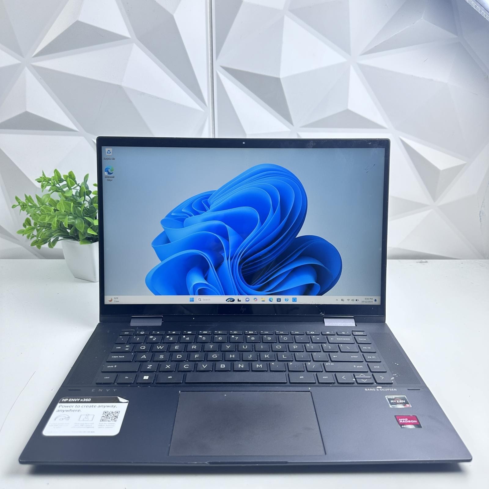 HP Envy x360 2-in-1 15-ey0013dx 15.6″ Touch, Ryzen 5 5625U, 8GB, 256GB *Pls READ