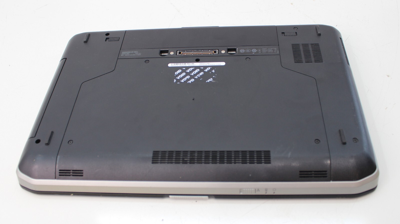 Dell Latitude E5520 15.6″ i5 Laptop No OS, HDD, or Charger #1E-15