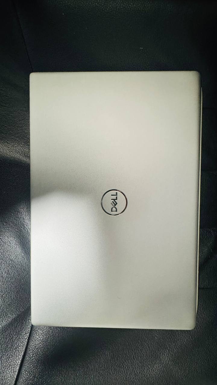 Dell Latitude 3301 8GBRM – 256GB i5-8265U Windows 11 Pro come withe adopter