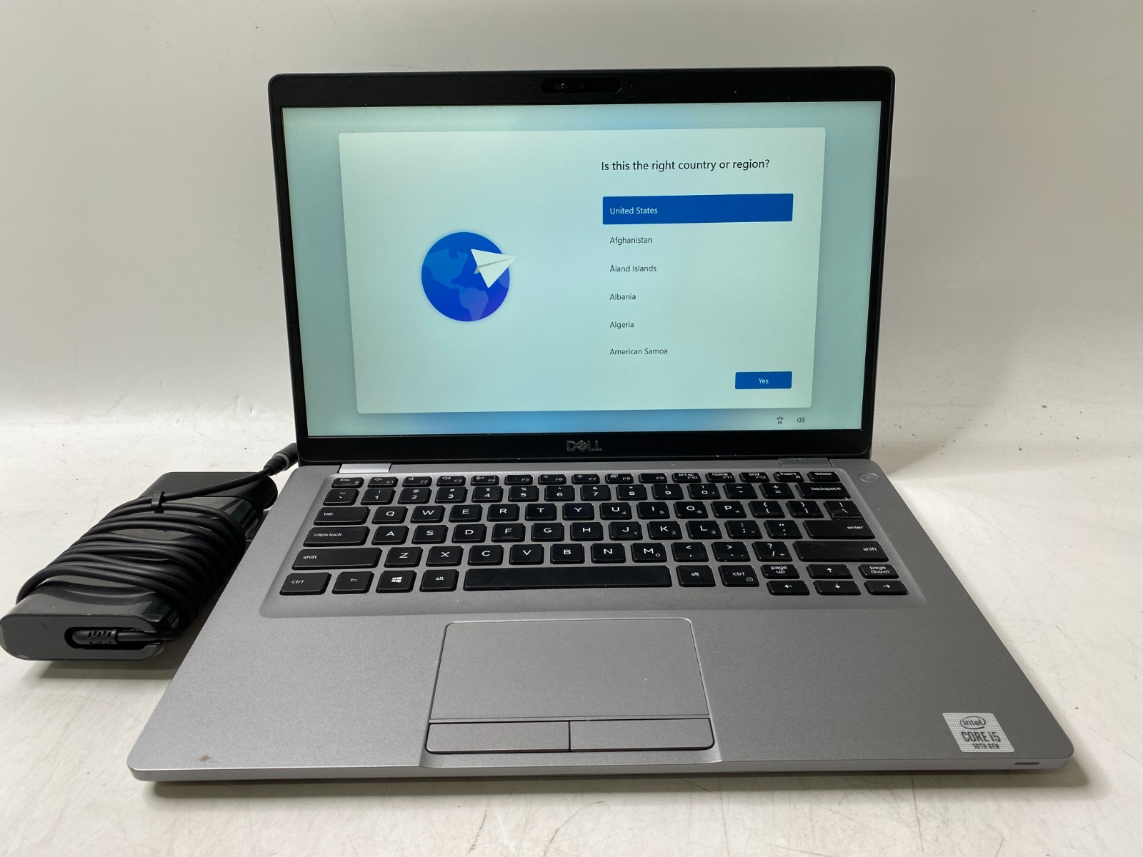 Dell Latitude 5410 14″ Touchscreen i5-10310U 16GB DDR4 500GB SSD Win11H w/AC