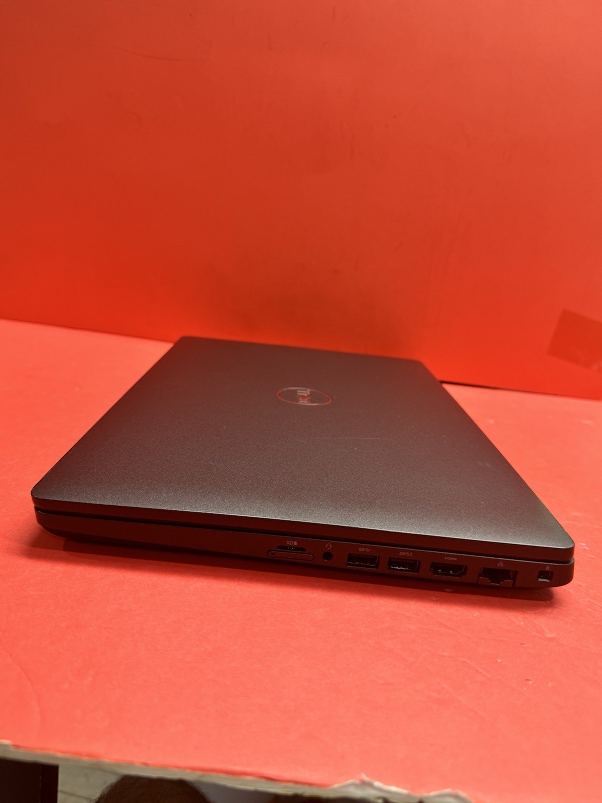 Dell Latitude 5500 15.6″ 8th i7-1.9GHz 16GB RAM 256GB SSD Windows 11pro