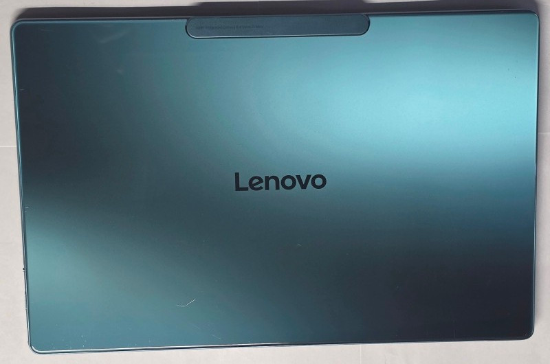 Lenovo Slim 9i 83CX0005US Ultra 7-258V, 32GB RAM 1TB SSD, 14.0″ 4K 3840×2400