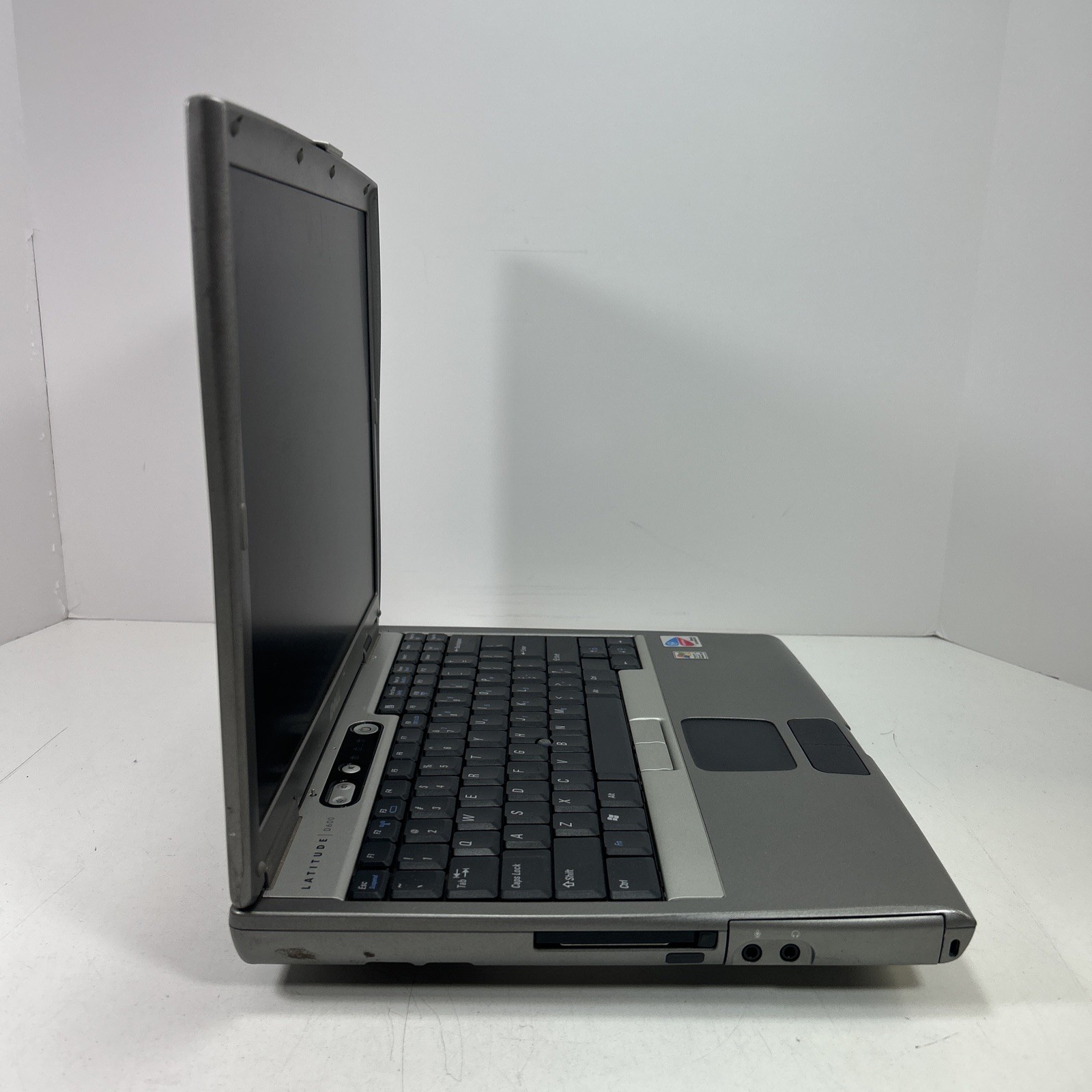 Vintage Dell Latitude D600 Laptop Pentium 1.4GHz 256MB Ram 75GB HDD Win XP Pro