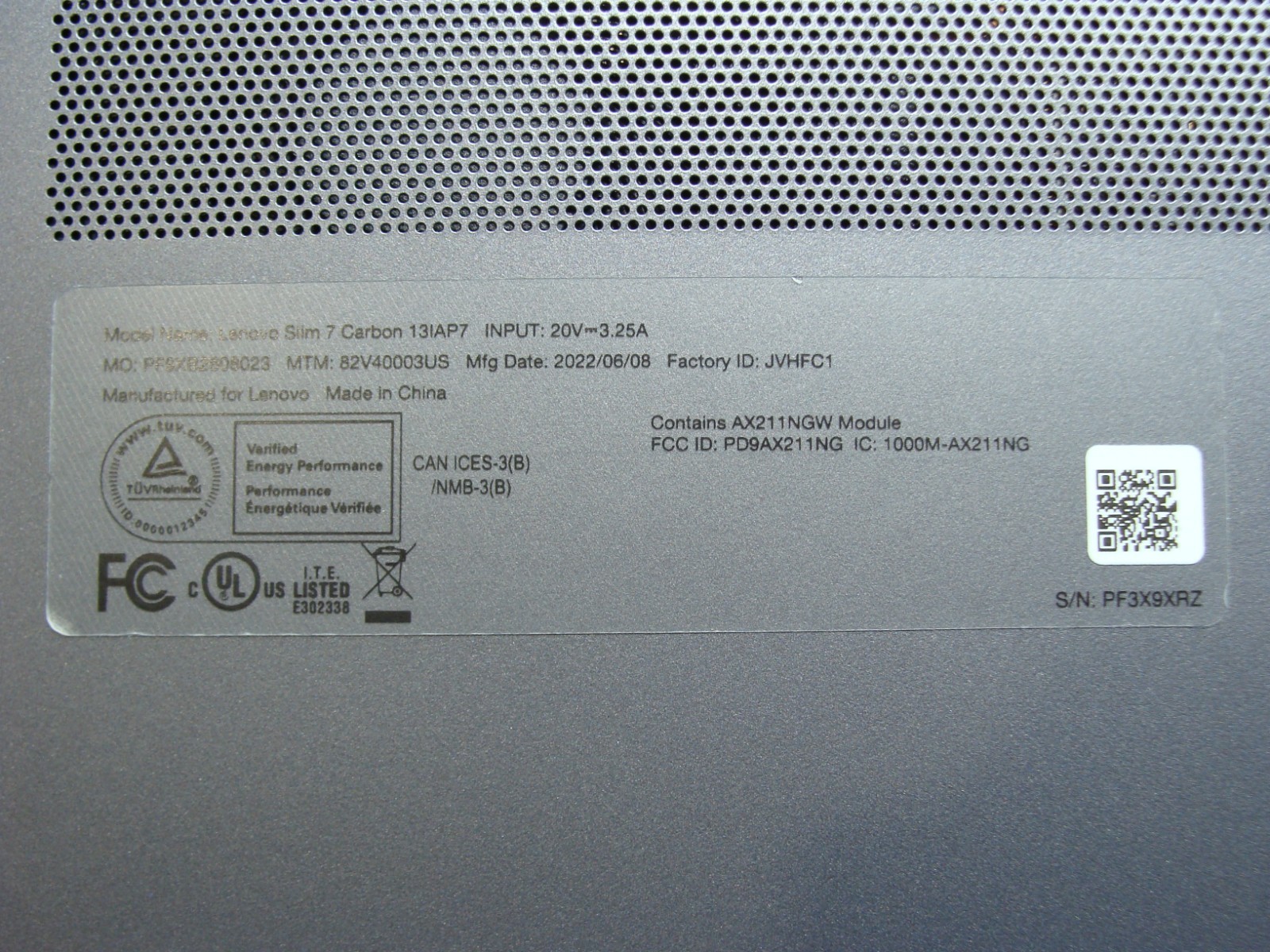 Lenovo Slim 7 Carbon 13IAP7 13.3″ WQXGA TOUCH i7-1260P 2.1GHz 16GB 1TB W11H +PA