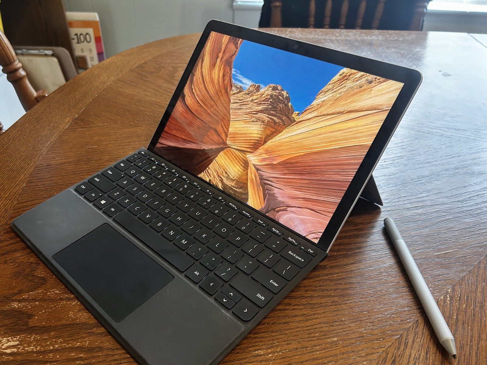 Microsoft Surface Go 3, 8 GB RAM, 128 GB storage + Keyboard & Pen!
