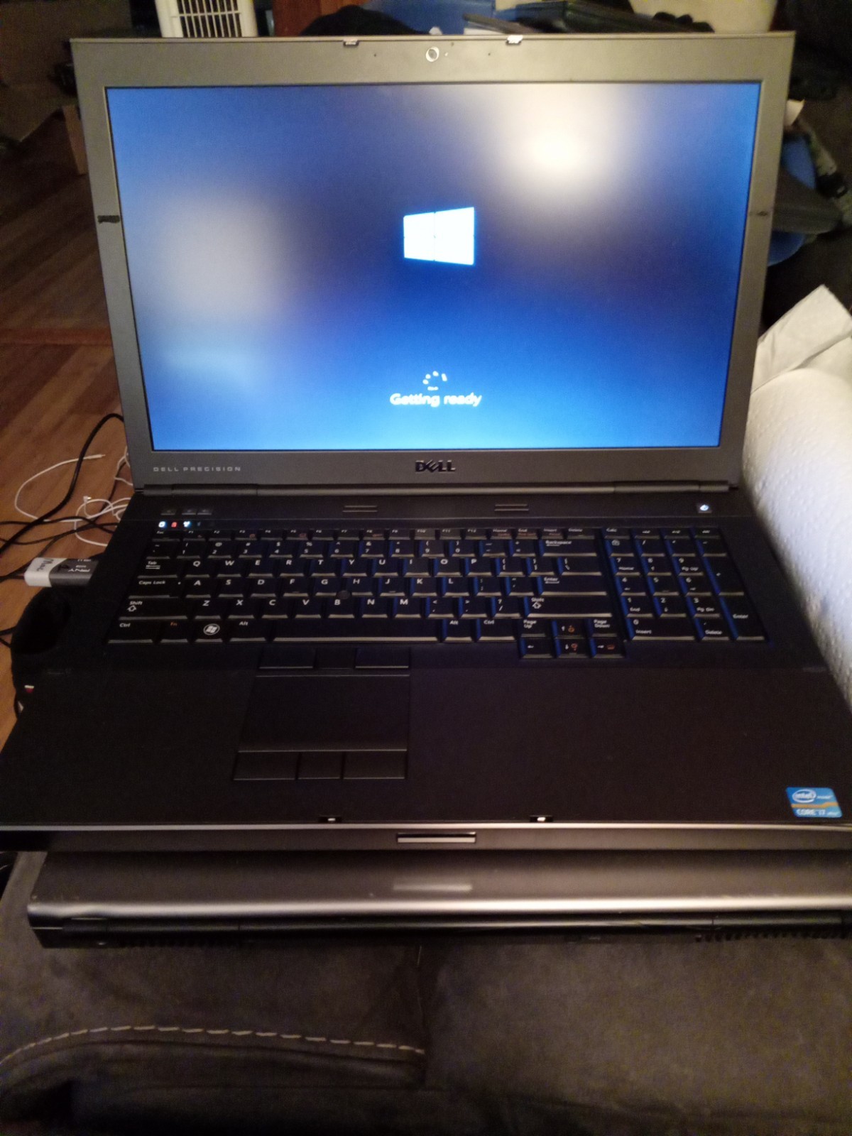 Dell Precision M6600 17.3″ Laptop – i7-2760QM / 8GB / 320gb / Win10 Dead Battery