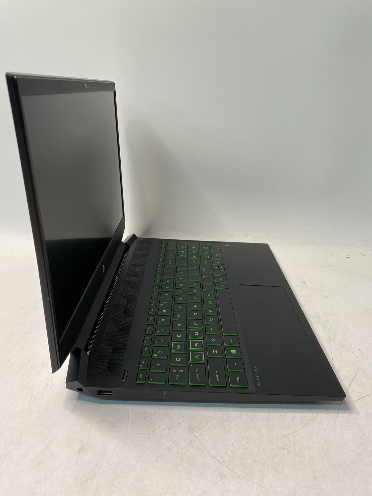 HP Pavilion Gaming 15-ec0xxx Ryzen 5 3550H 12GB GTX 1050 No SSD – Bad Batt PARTS