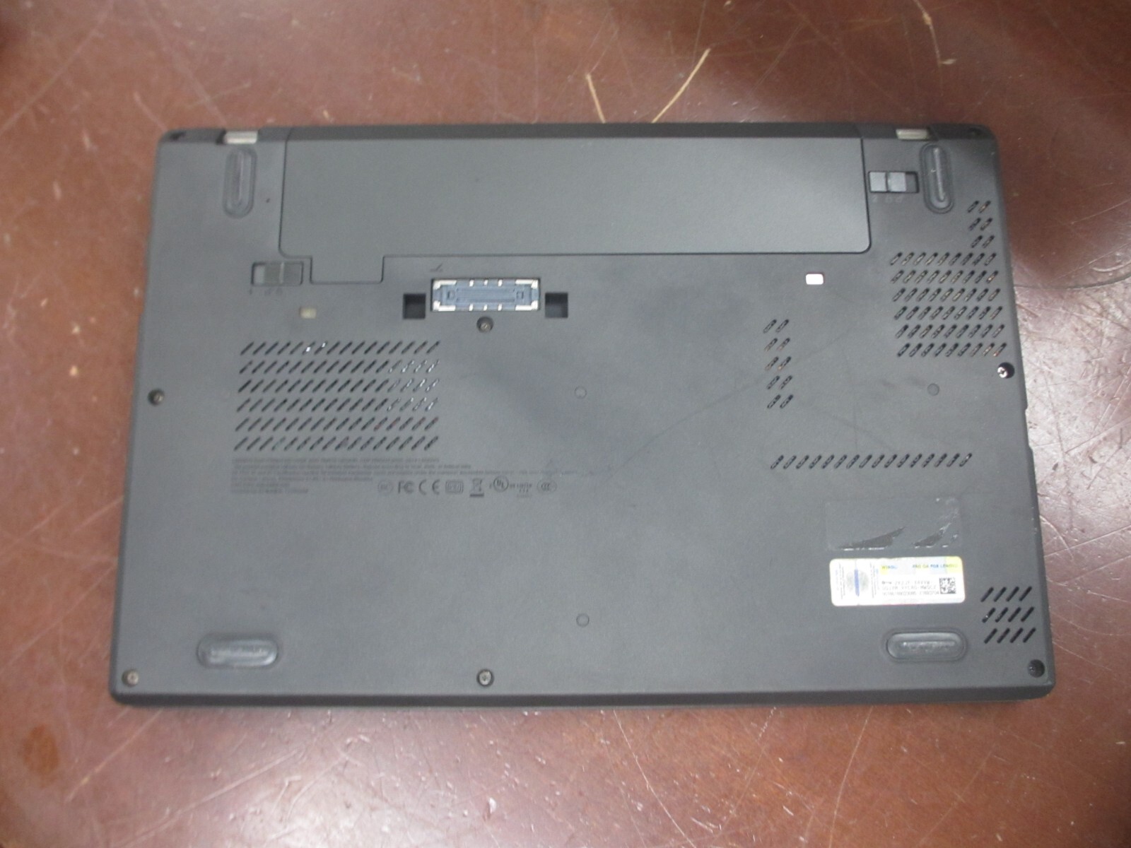 Lenovo ThinkPad X240 12.5″ 2.10Ghz i7-4600U 8GB 320GB WebCam Laptop [NO OS/AC@@