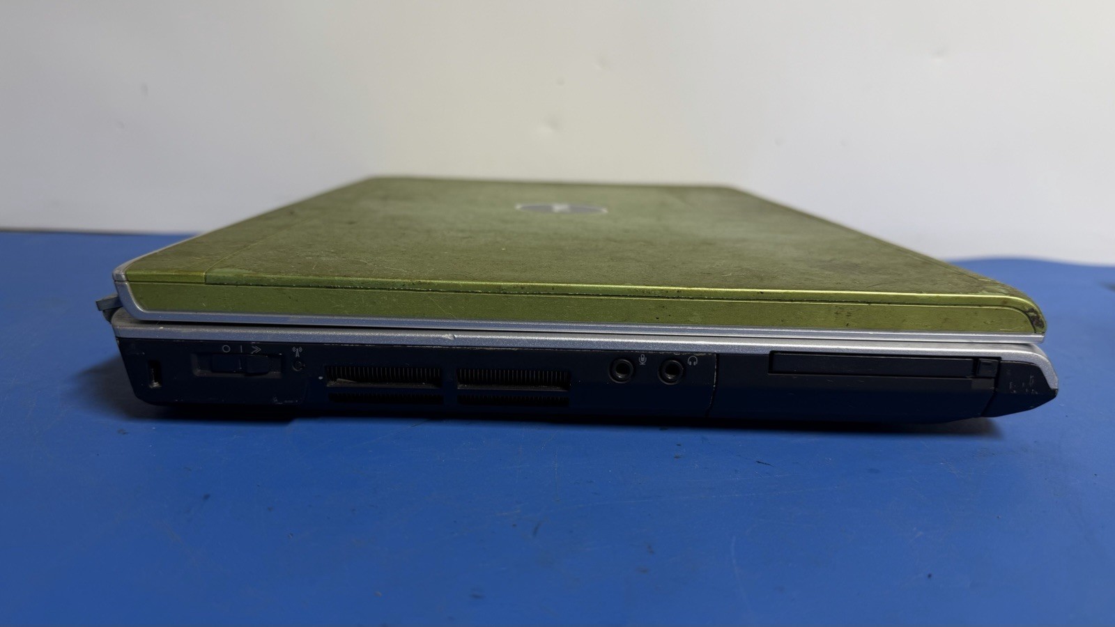 Dell Inspiron 1521 Laptop AMD TL-58 1.9GHz 136GB ATI X1270 Vista Parts Read