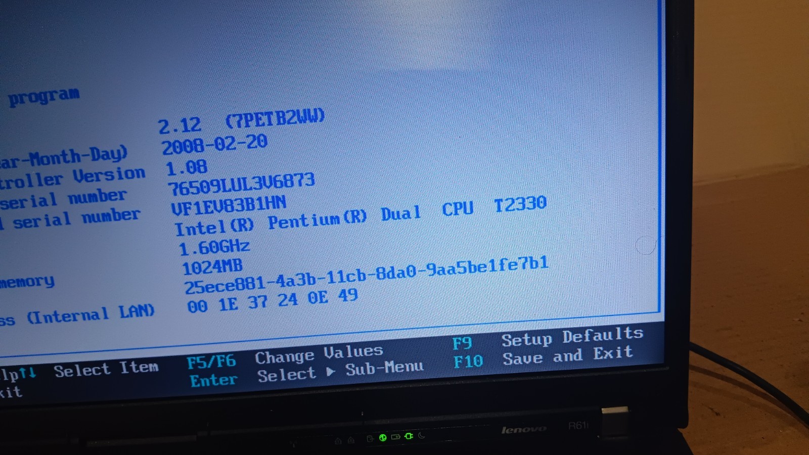 IBM Lenovo ThinkPad R61i Laptop Intel Dual core @ 1.60 GHz 15.4″ LCD Screen DVD