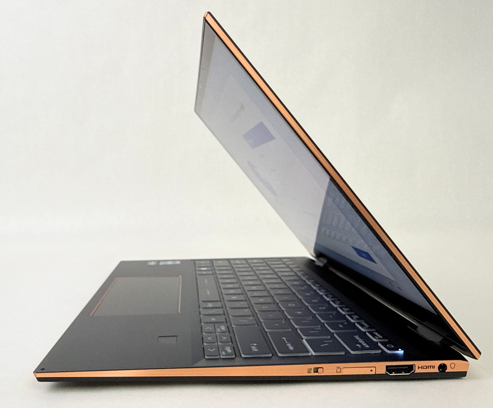 MSI Summit E13 Flip Evo A13MT 13.4″ FHD Touch i7-1360P 32GB 1TB W11H 2in1 Laptop