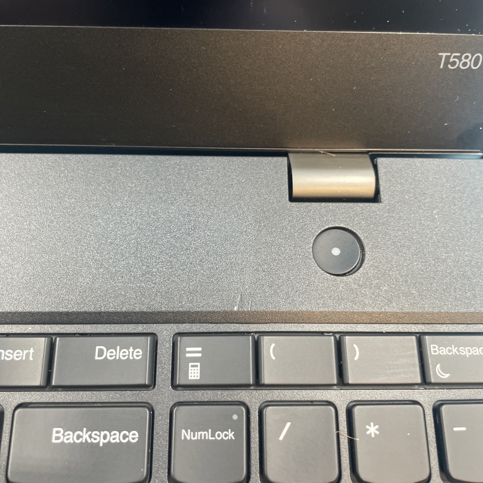 (LOT OF 9) Lenovo ThinkPads | i7 8th Gen | 8/16GB RAM | ** READ BELOW ** | NO OS