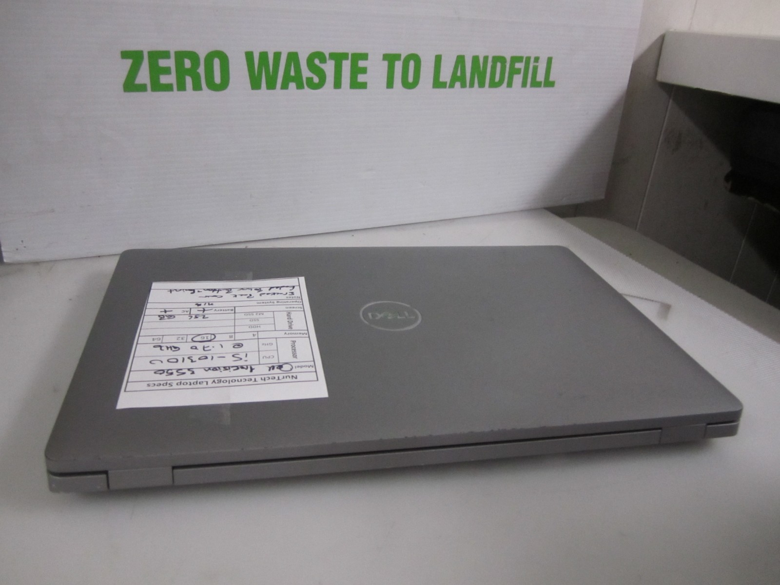 Dell Precision 3550 15.6″ i5-10310U 16GB 256GB m2SSD NO OS LAPTOP + AC READ