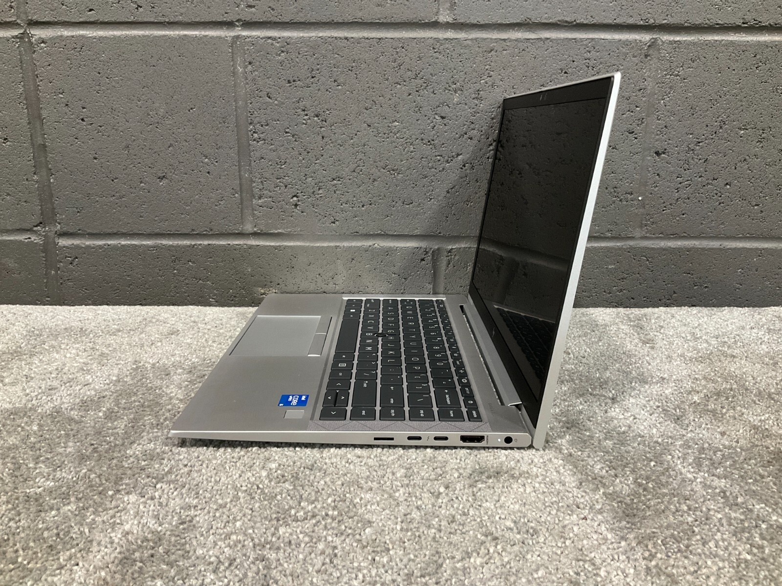 HP EliteBook 840 G8 i5-1145G7 16GB 256GB BT5 WiFi6 14F W10P 40K95EC#ABA ✅❤️️✅