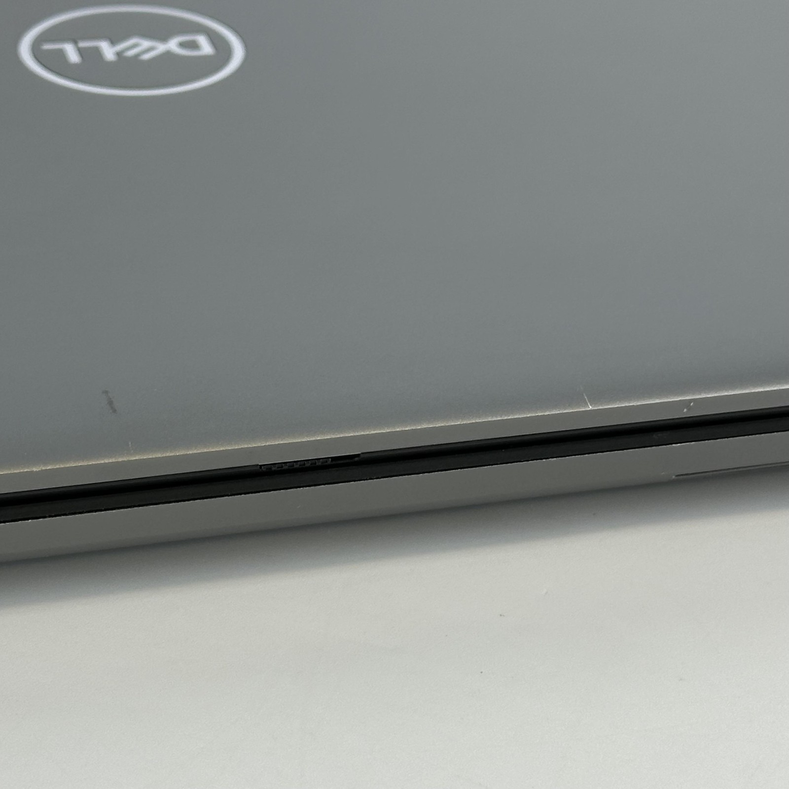 Dell Precision 7770 17.3 Gray FHD i9-12950HX 64GB 1TB SSD RTX A4500 BAD USB PORT