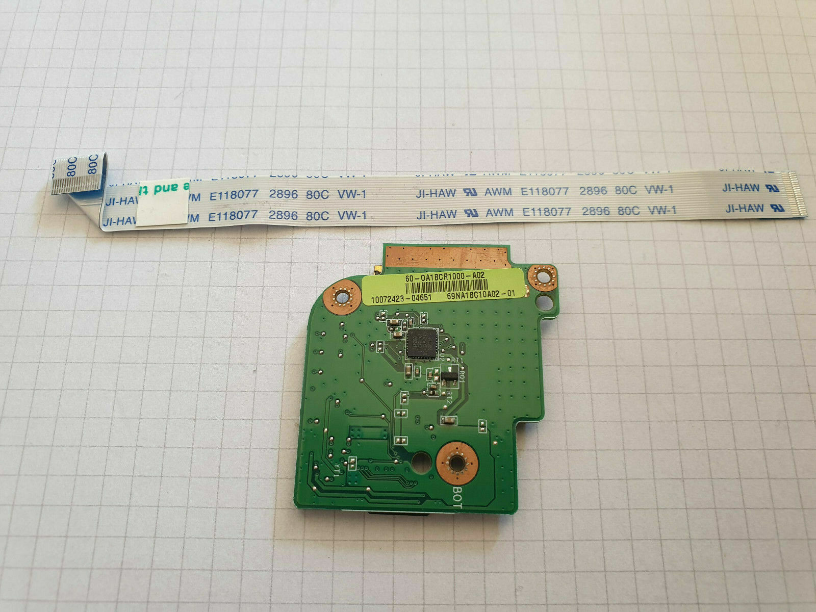 ASUS EEE PC 1101 HA weiss Card Reader Kartenleser Board PCMCIA