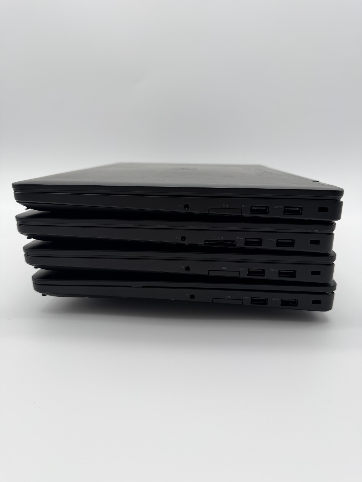 Dell Latitude E5570 Laptop Intel i5-6300U NO RAM/OS/SSD READ (LOT OF 4)