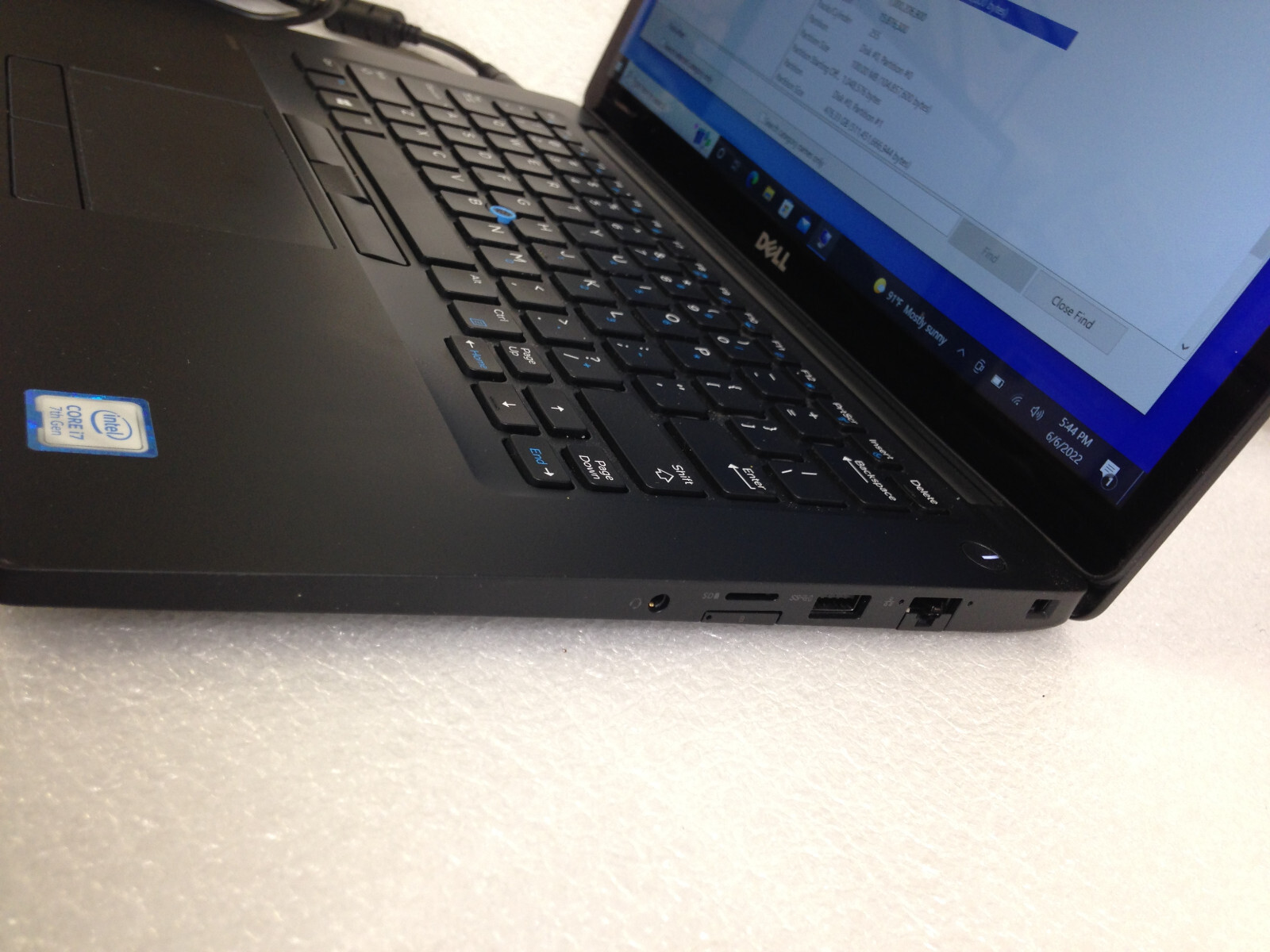 Dell 7480 i7-7600U 2.80GHz 16GB 512GB Window10 w/ AC Adapter Touch screen