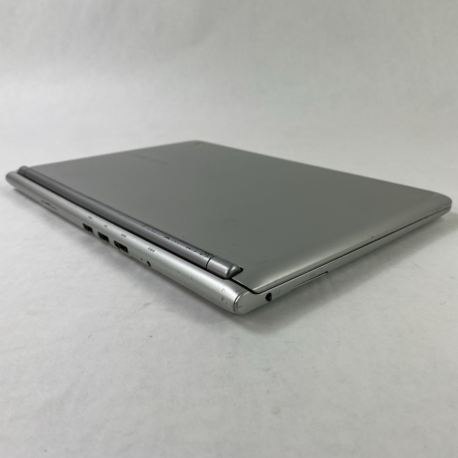 Samsung XE303C12 11.6″ ARM V7 rev4 2 GB RAM 16 GB Storage No AC