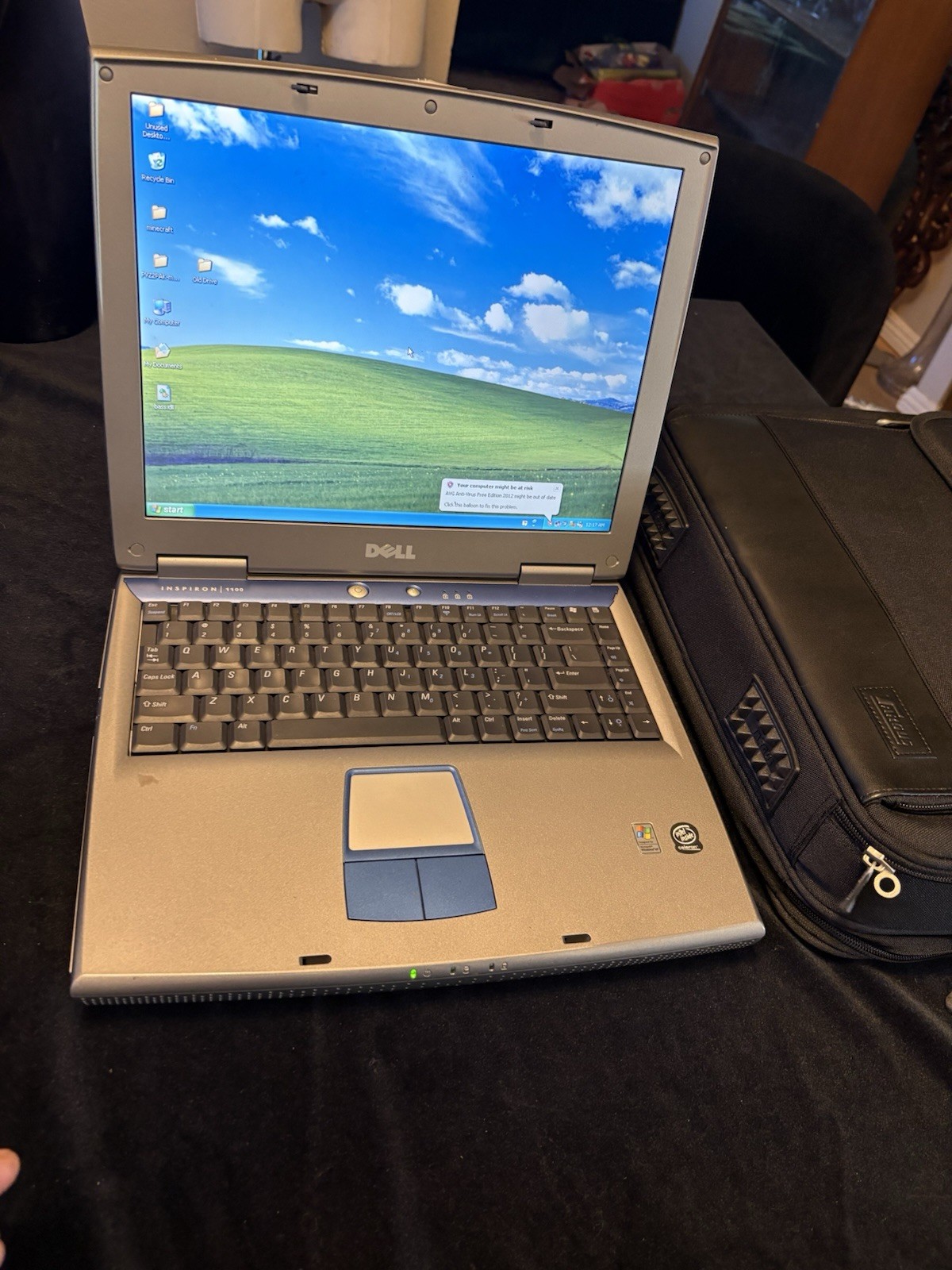 Dell Inspiron 1100 14” Intel Celeron Working Includes Charger And Laptop Bag