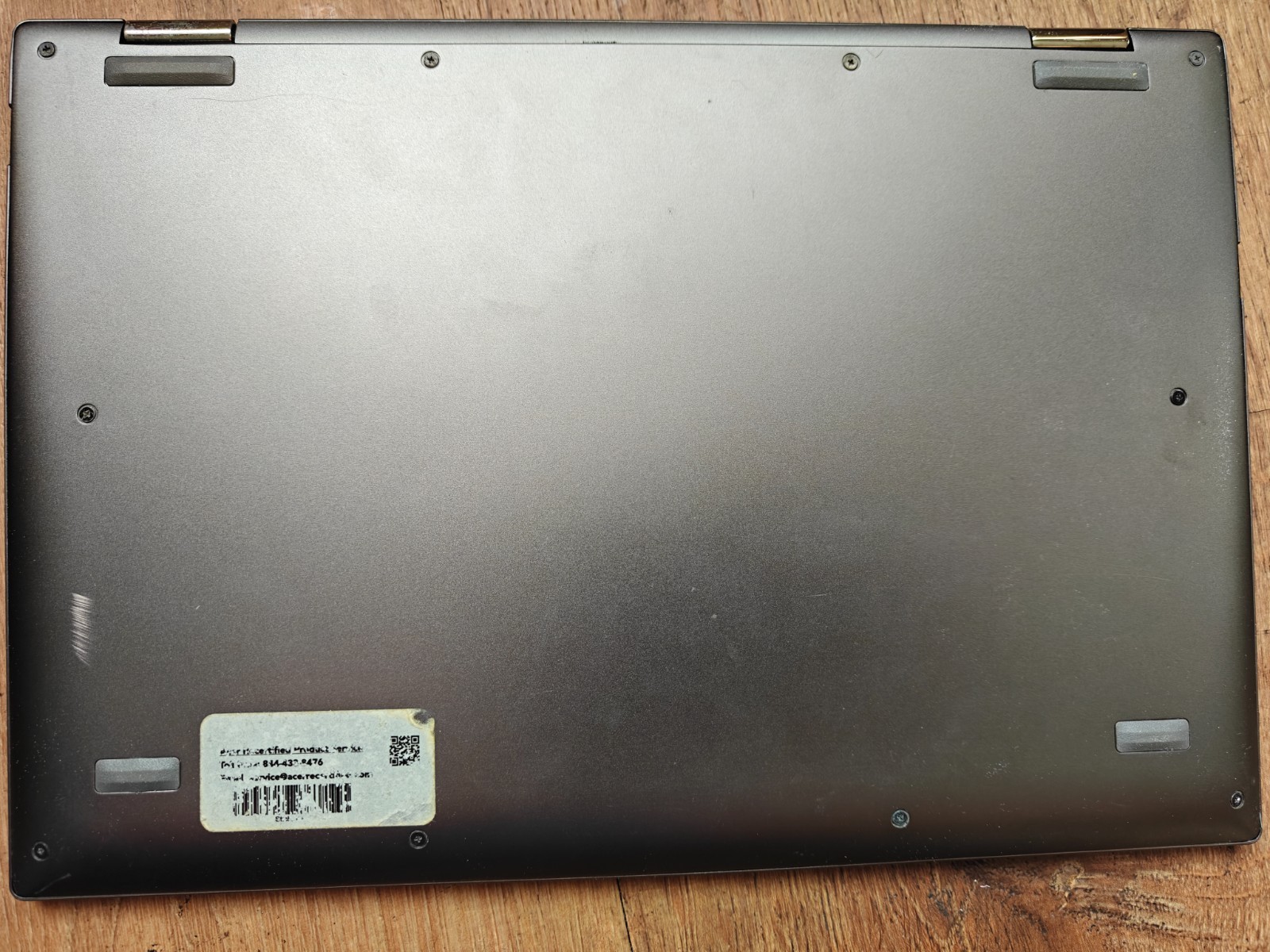 Acer SP111-32N-P6CV 11.6″ FHD Touchscreen 2-in-1 convertible win10 pro