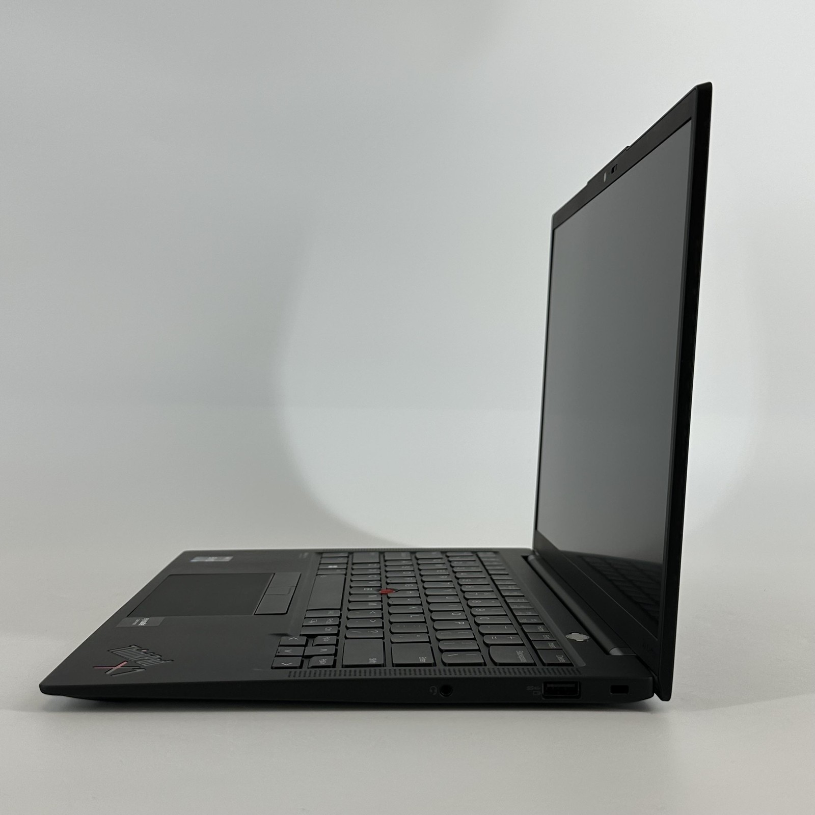 Lenovo ThinkPad X1 Carbon Gen 10 14 Black FHD+ 2.1 GHz i7-1260P 16GB 512GB SSD