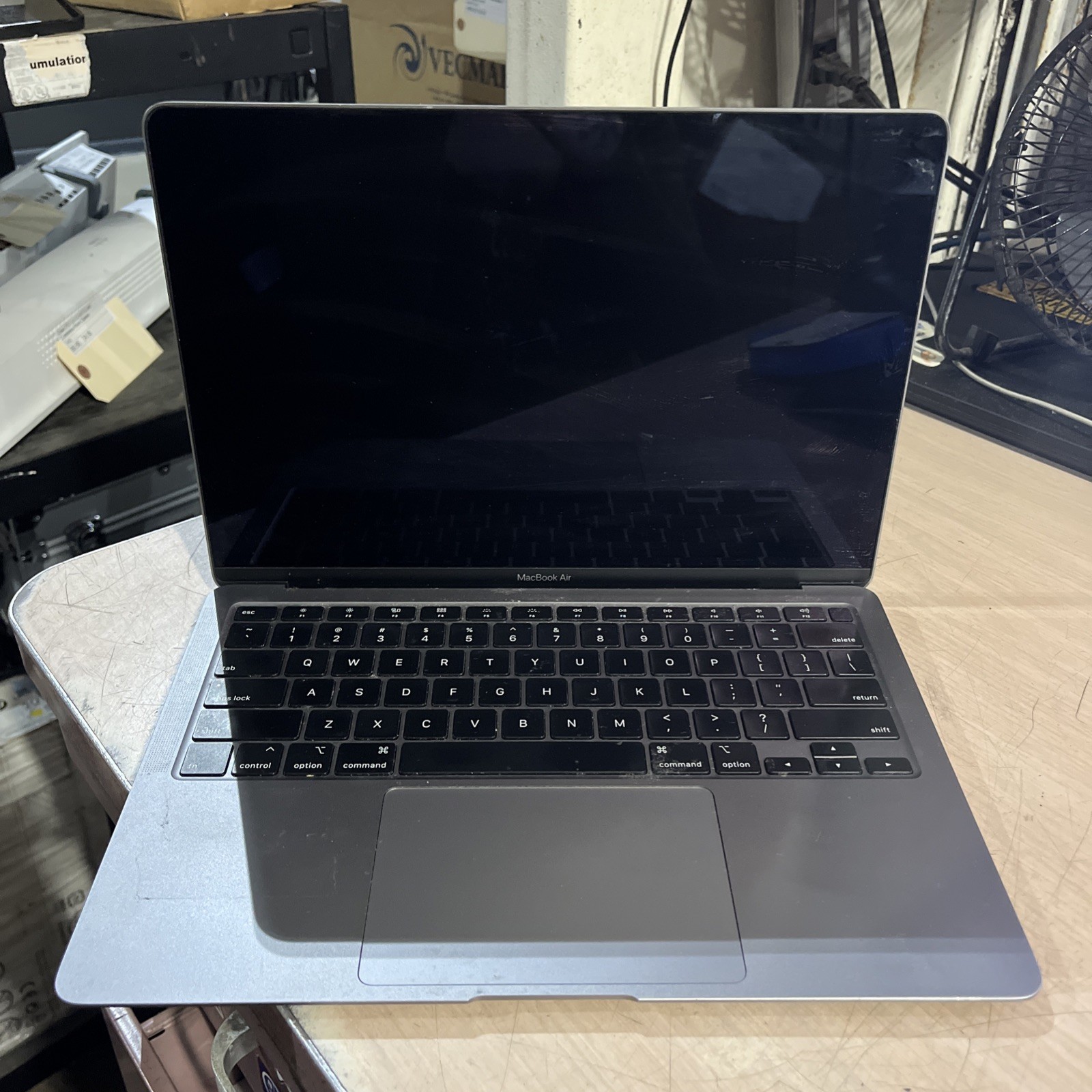 APPLE MACBOOK AIR 13″ SCISSOR, 2020 CORE I3-1000NG4 1.1GHZ 8GB RAM 256SSD ;