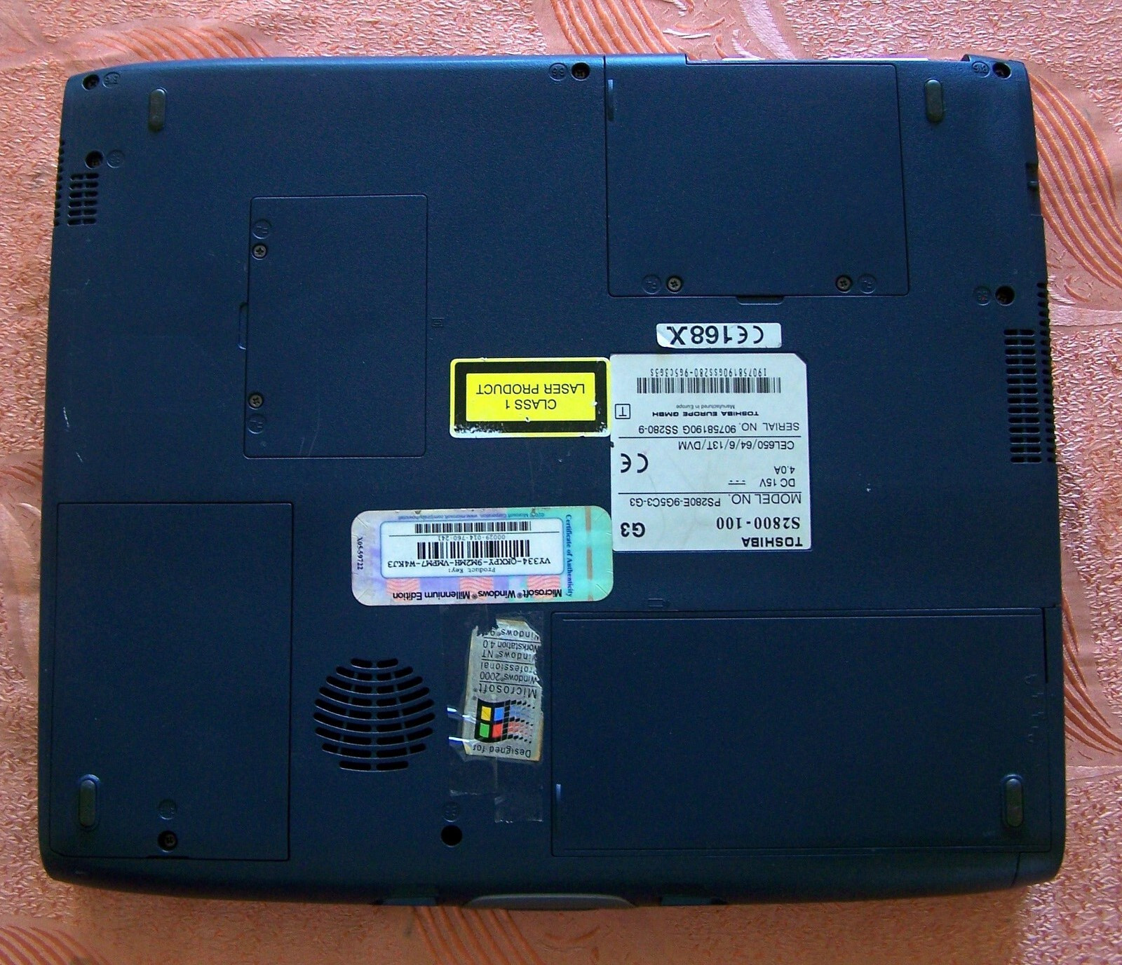 Win 98 Toshiba S-2800 Intel 650 MHz, 96MB, 4GB, Floppy, Parallel, Dos Νο cds ibm