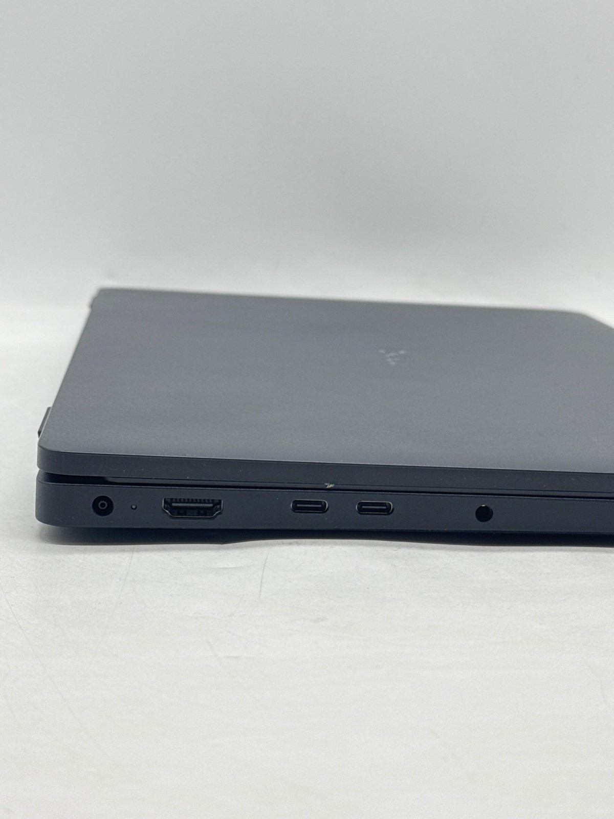 Dell Pro 14 PC14250 14.0″ FHD+ Intel Core 5 120U 8GB DDR5 RAM 256GB SSD 3 Cycle