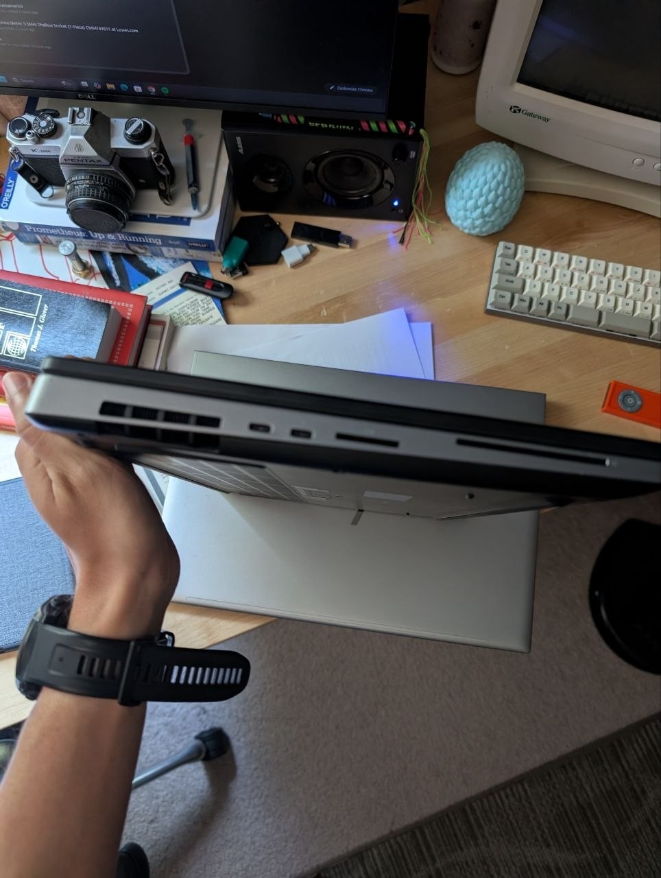 Dell Precision 7530 15″ 1 TB storage, i7, 16 gb RAM, and quadro p1000.