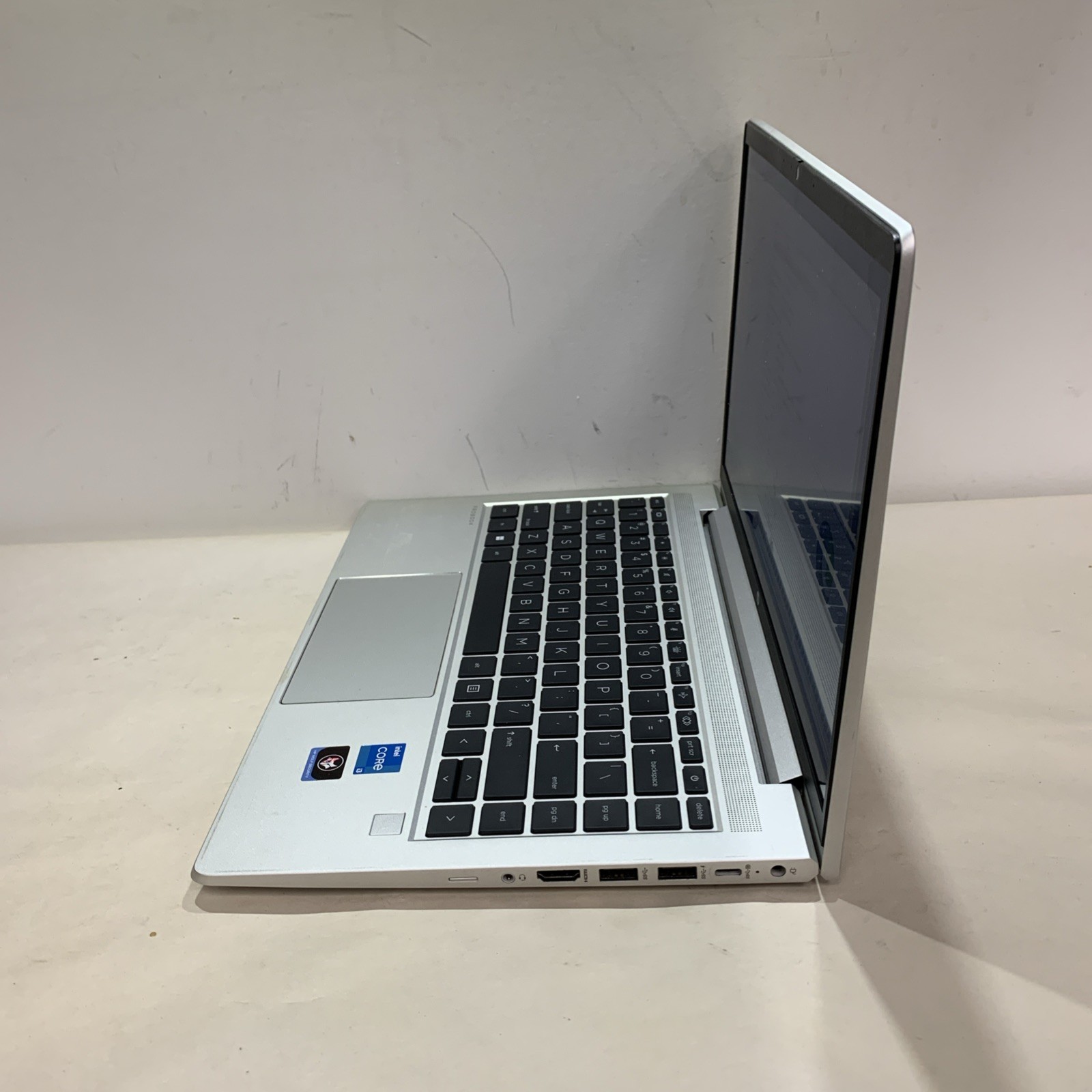 Hp Probook 440 G9 i3-1215U 8GB RAM 256GBBSSD Win10 Pro | READ DESCRIPTION