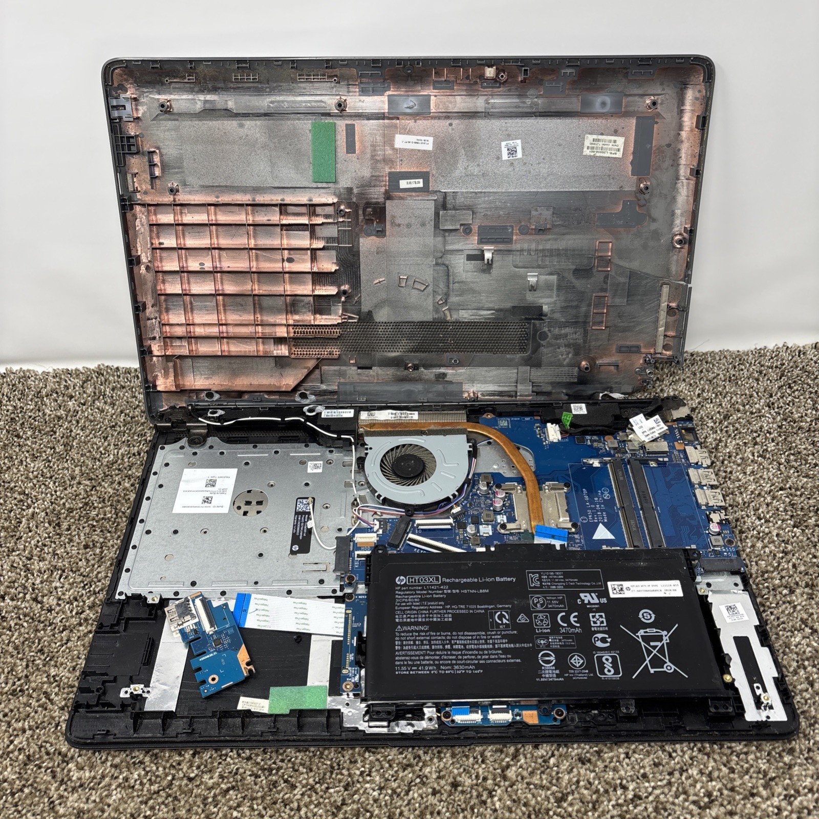 HP 15-DA0081OD Laptop i7 7th Gen DESTROYED FOR PARTS ONLY!