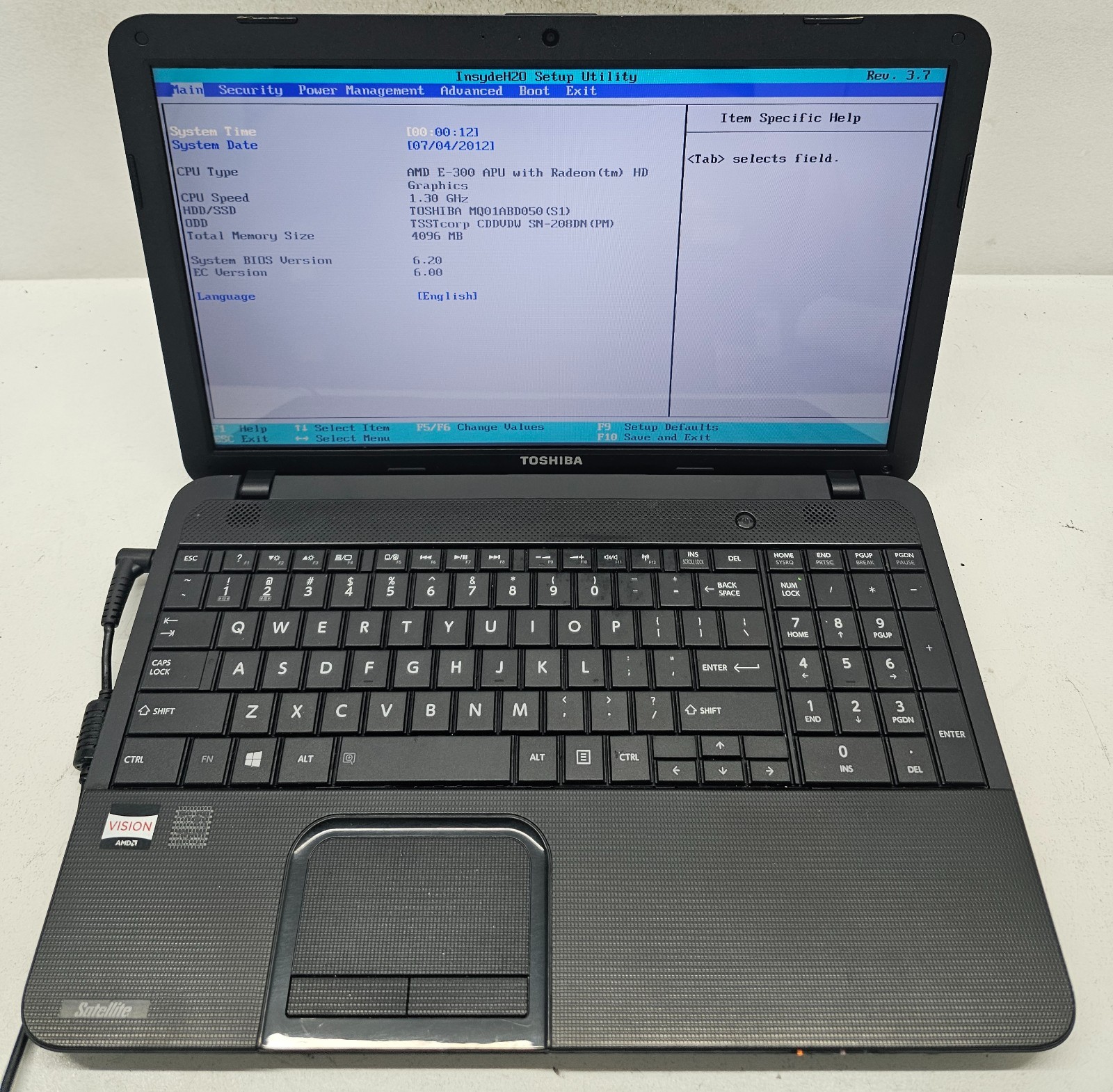 Toshiba Satellite C855D-S5104 15.6″ Laptop AMD E-300 4GB Ram 500GB NO OS (FL)