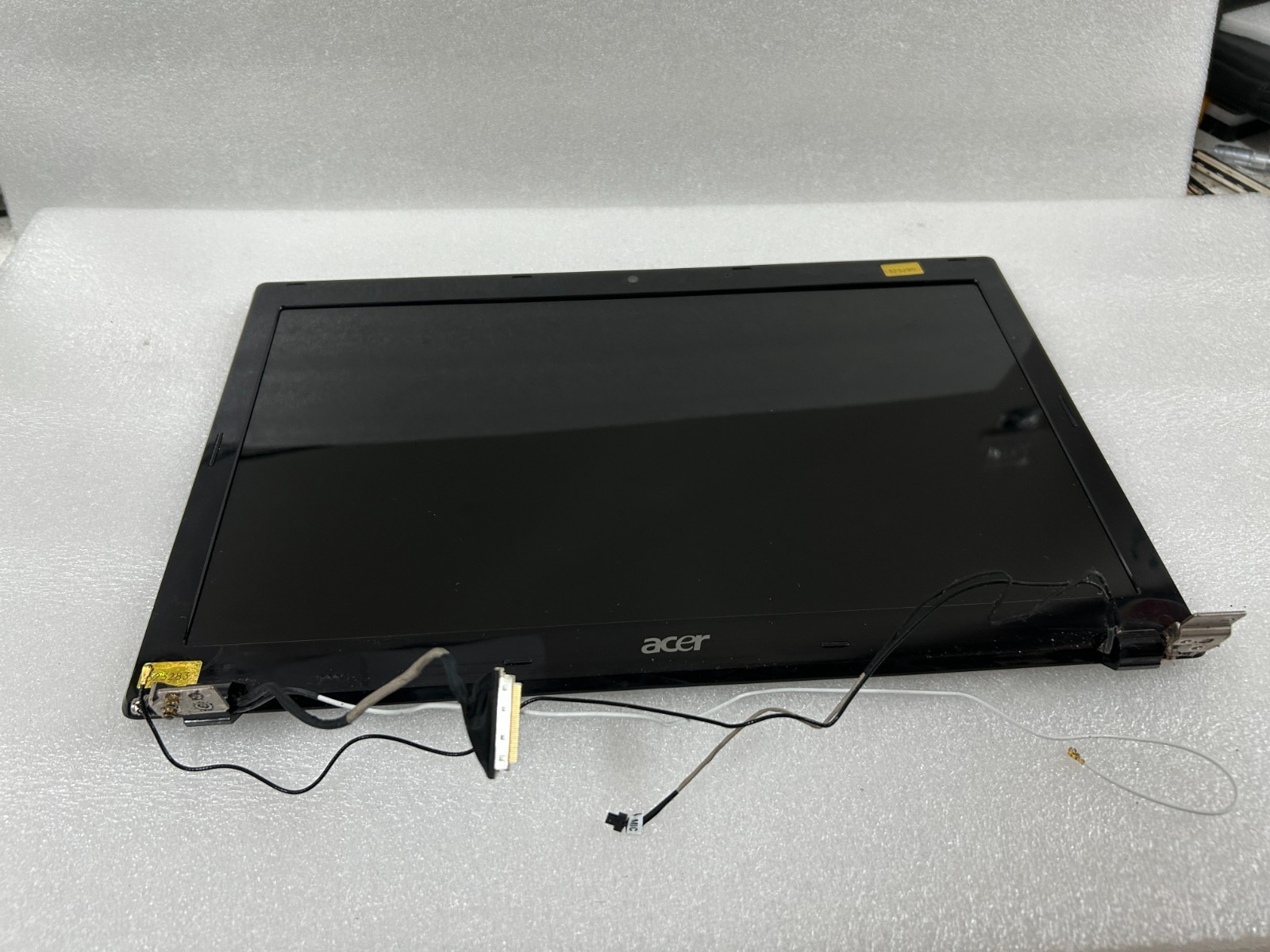 Genuine used Acer Aspire 5552-5498 Laptop Complete SCREEN ASSEMBLY Tested
