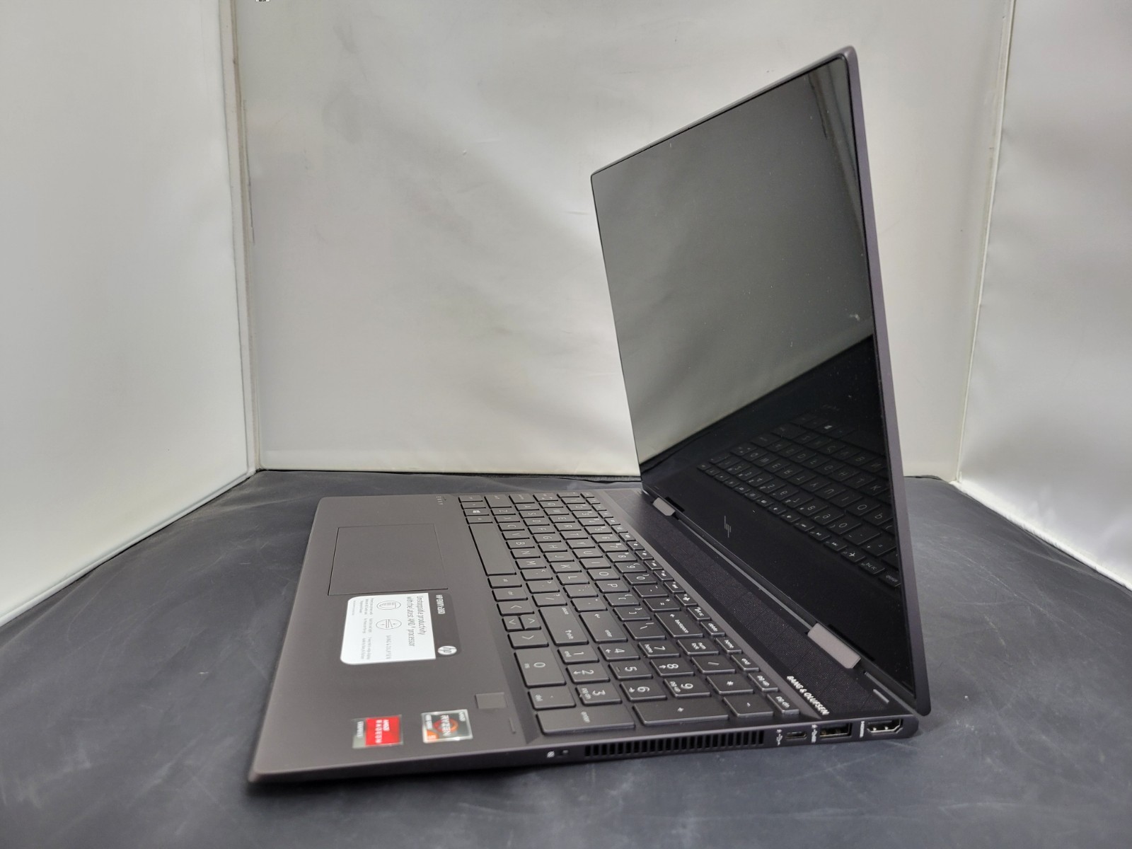 HP ENVY X360 Laptop 15-ds1063cl AMD Ryzen 5 4500U win 11 home 8/512GB