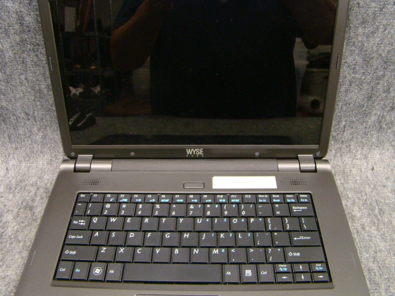 3 WYSE Xn0m 14″ Includes Ram & HDD