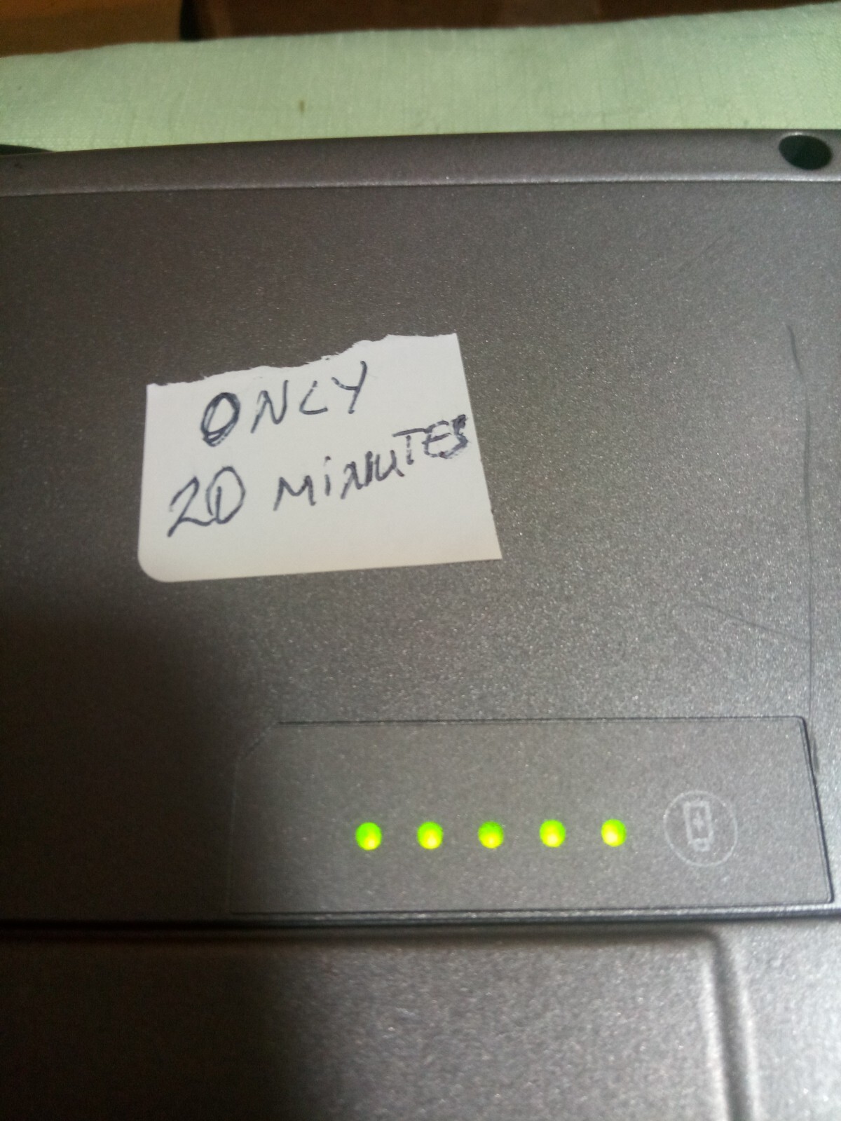 DELL LATITUDE D810 1.86GHZ 2GBRAM 60GBHDD OFFICE2007 1920X1200 ATI RADEON X600