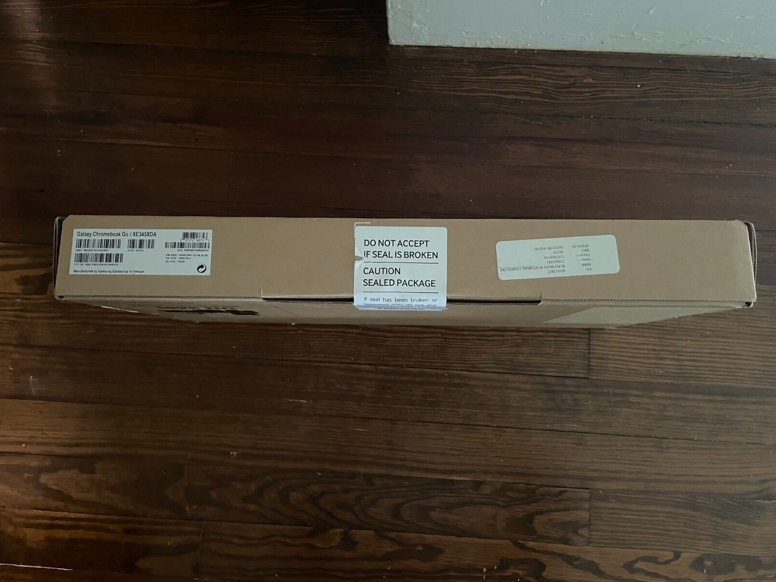 Brand New Samsung Galaxy Chromebook Go 14″ XE345XDA (32GB Intel Celeron N4500)