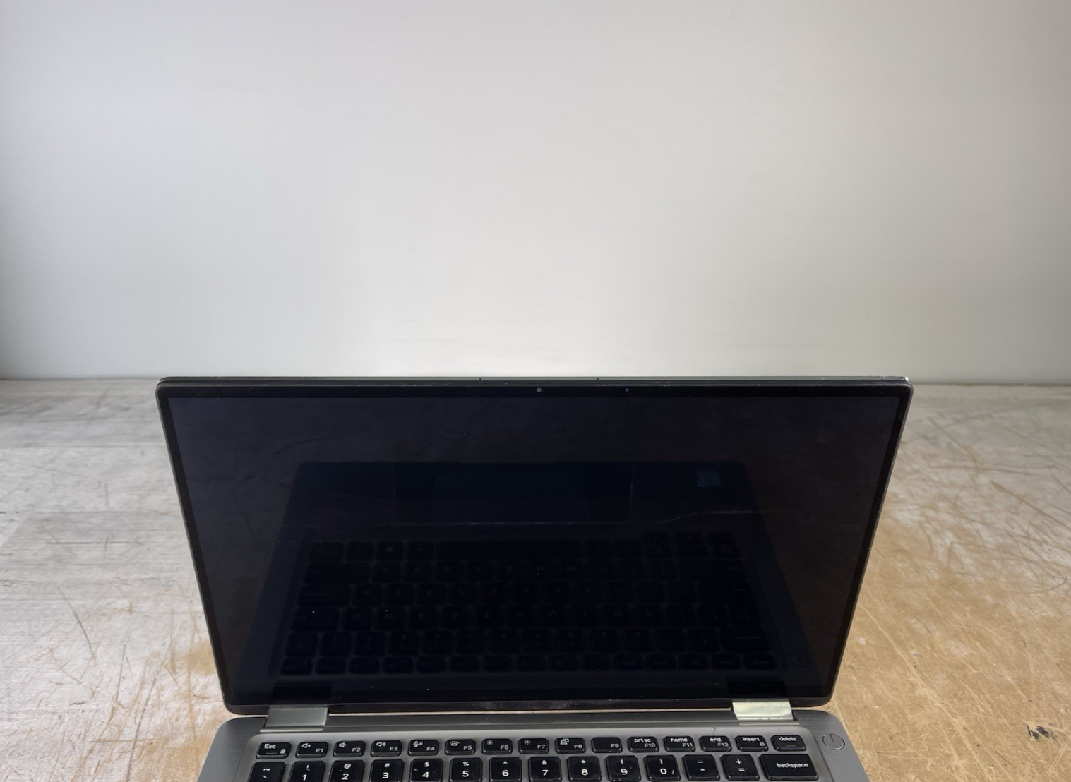 DELL LATITUDE 7400 2-IN-1 i5-8365U @ 1.60GHz, 16GB RAM, NO HDD/OS – (FOR PARTS)