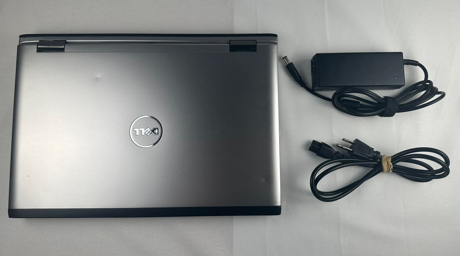Dell Vostro 3550 – 15.6” i5-2450M 2.50GHz, 4GB RAM, 320GB HDD, Win 7 – Read Desp