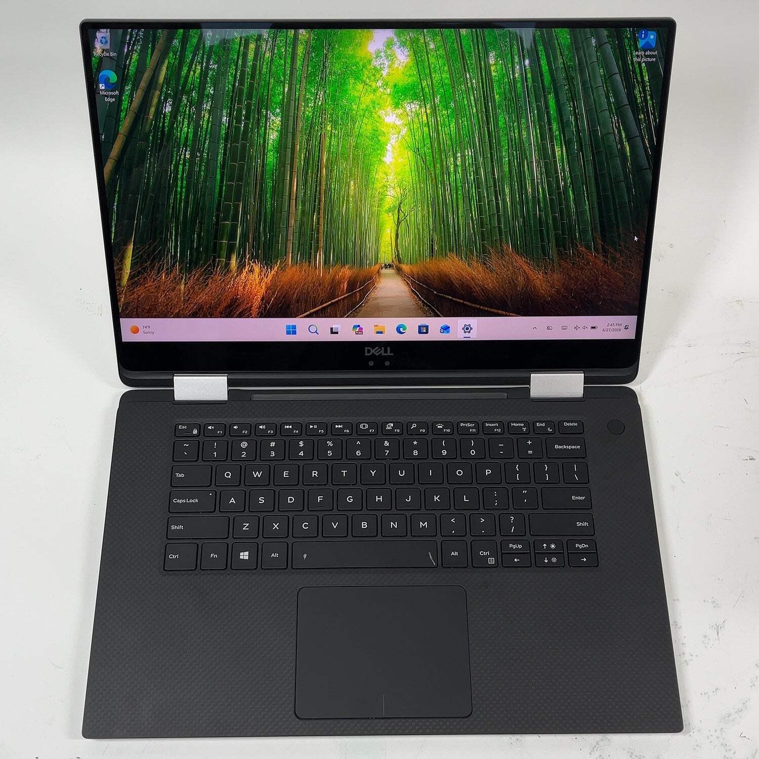 Dell XPS P73F 15.6″ i7-8705G 3.1GHz 16GB RAM 256GB SSD