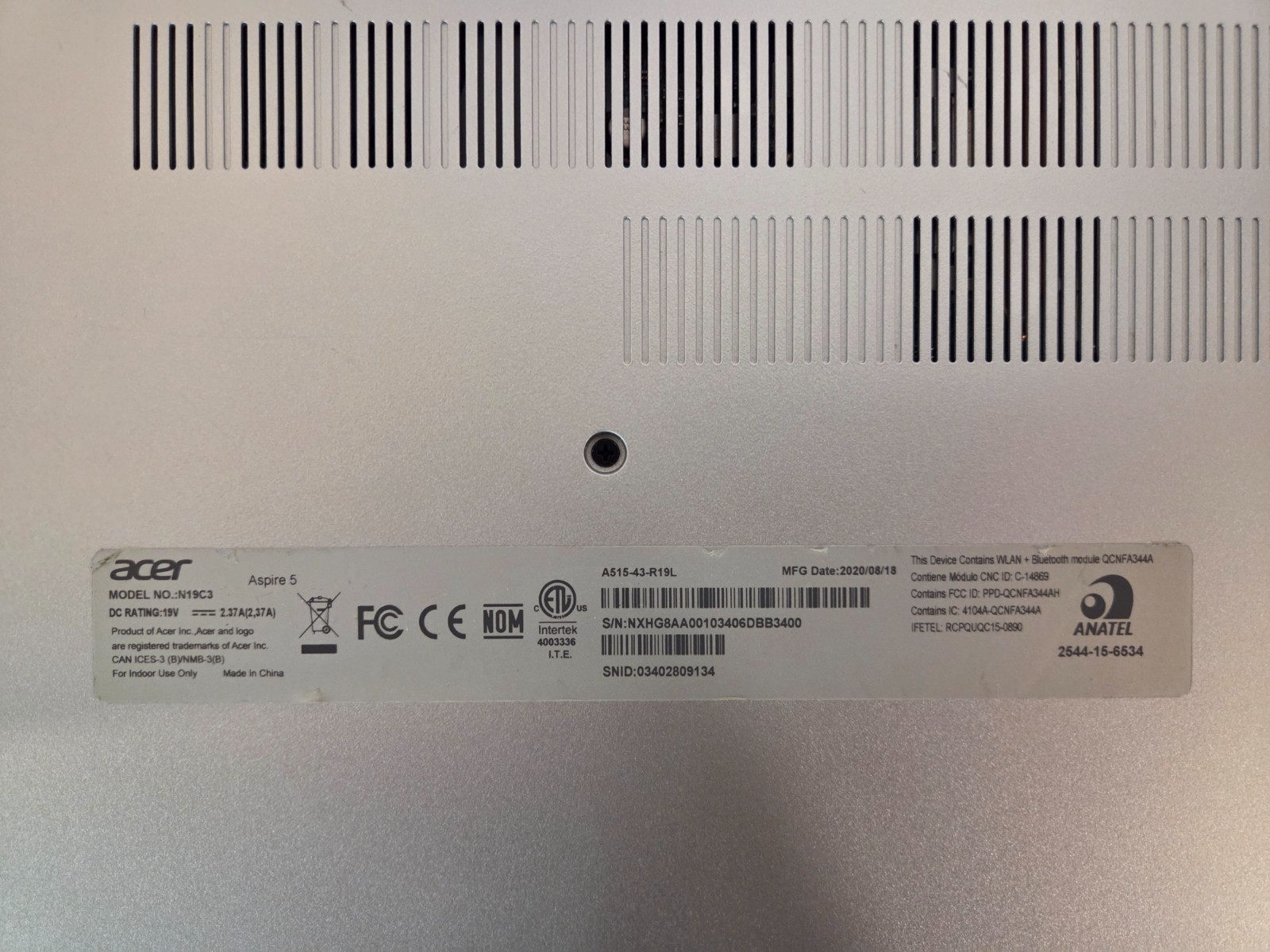 Acer Aspire 5 A515-43-15.6″FHD AMD Ryzen 3 3200U 2.6GHz 4GB RAM