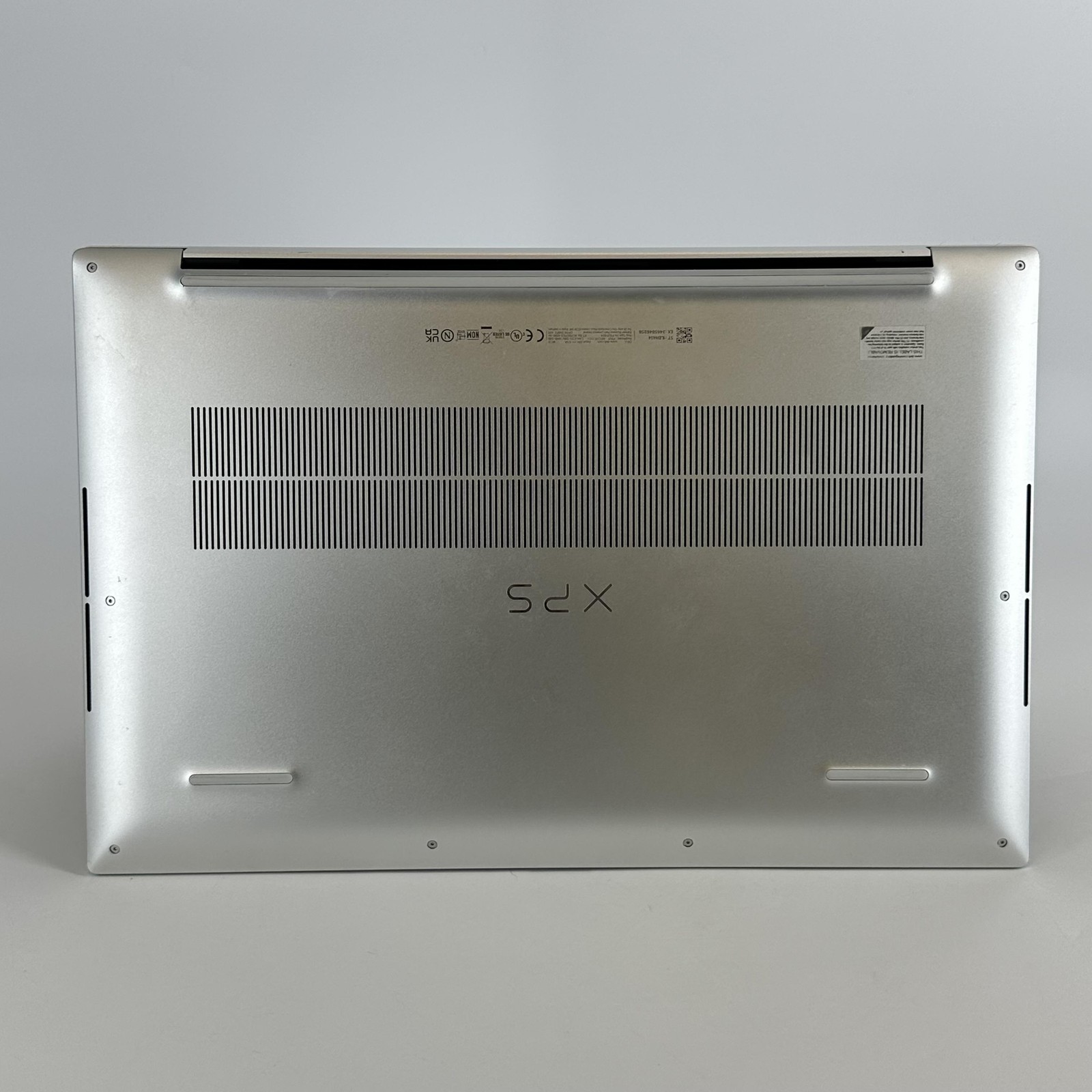 Dell XPS 17 9730 UHD+ TOUCH 2.6 GHz i9-13900H 64GB 4TB/4TB NVIDIA RTX 4080 Good