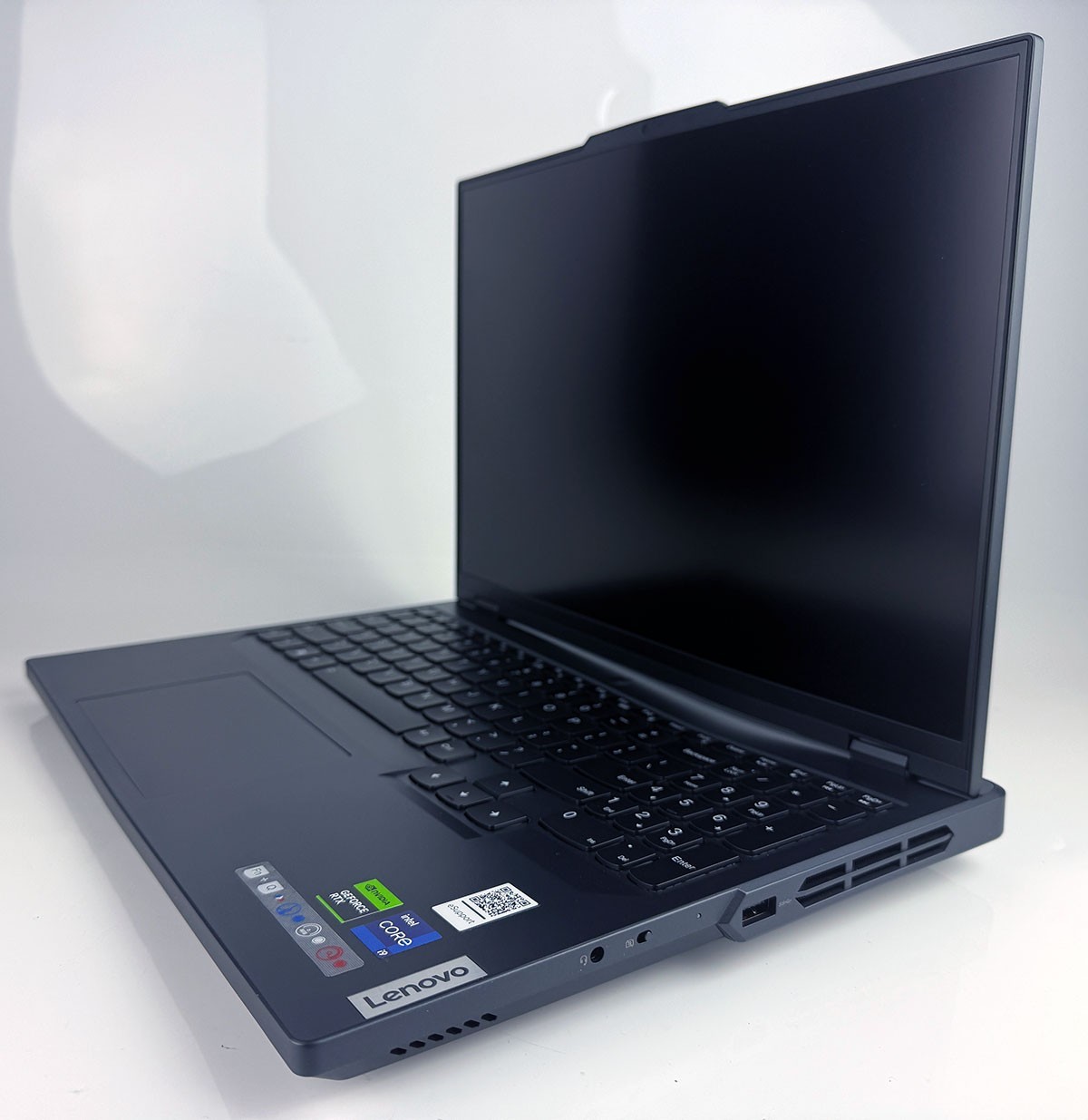 Lenovo LEGION PRO 5, i9-13900HX, 16GB, 1TB, RTX 4070 Gaming Laptop Used, Working