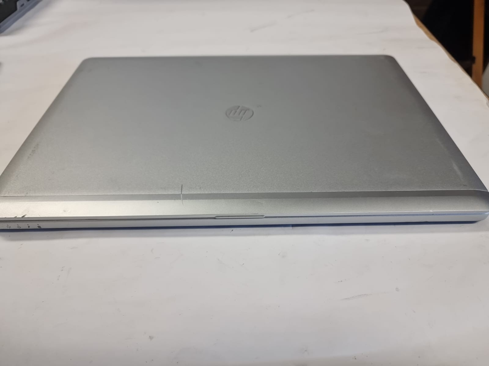 HP ELITE BOOK FOLIO 9470M/ I7-3667U / 8 GB RAM/ 128Gb SSD / WIN10 / HP Charger