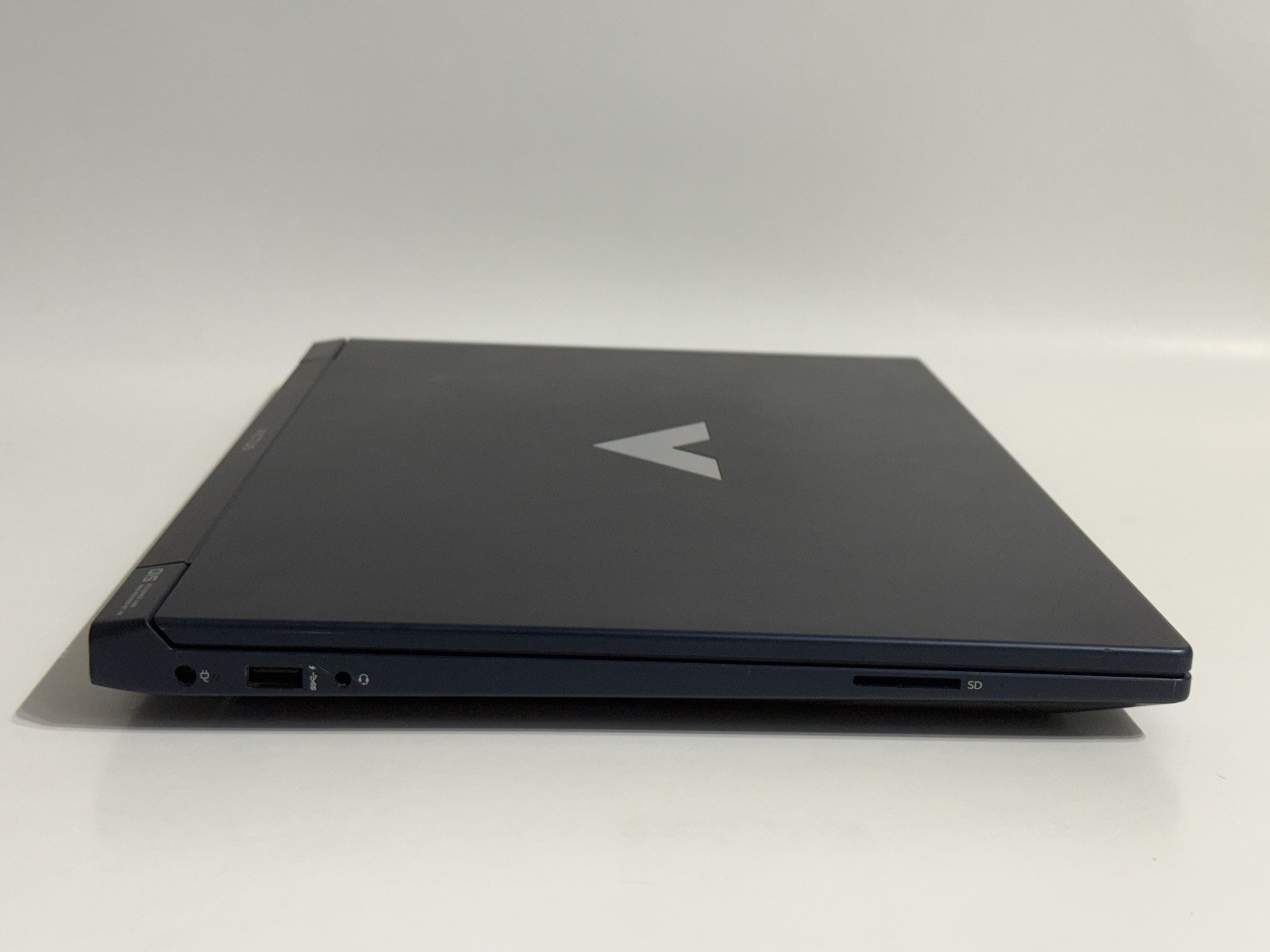 HP Victus Gaming Laptop 15 144Hz FHD i5-12450H 16GB RAM 1TB SSD RTX 3050