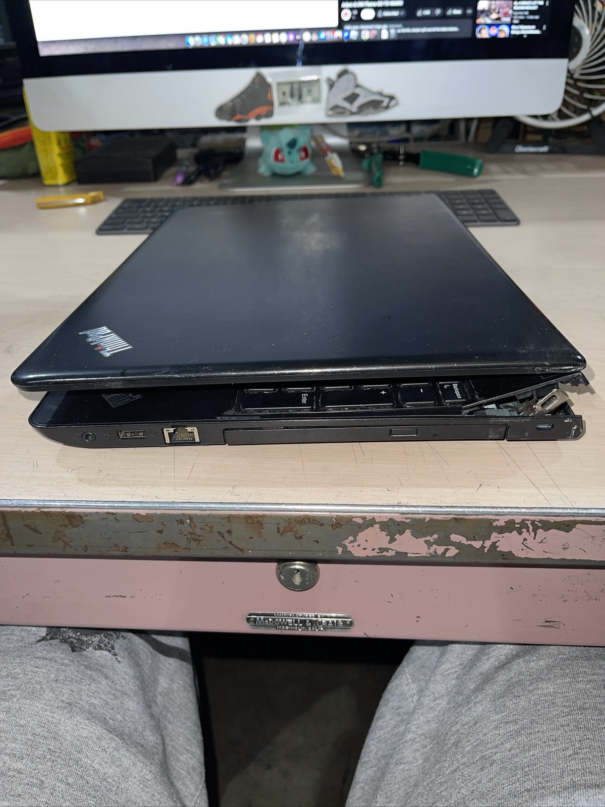 Lenovo ThinkPad E570 Intel Core i5 7th Gen 8gb RAM NO HD