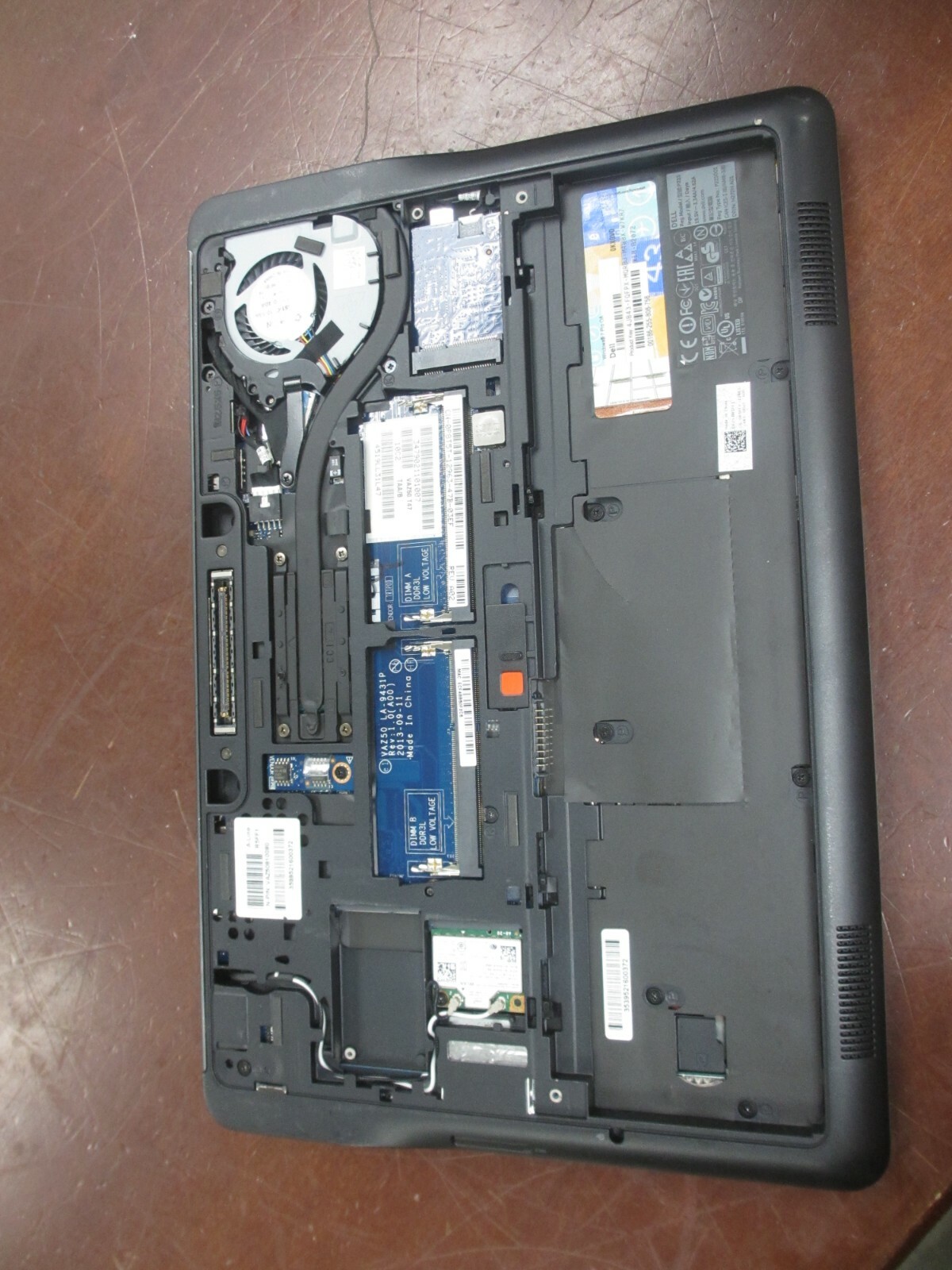 Dell Latitude E7240 I7-4600U 2.10GHz Laptop [NO RAM/HDD/OS/BATTERY/AC/BCOVER]@@