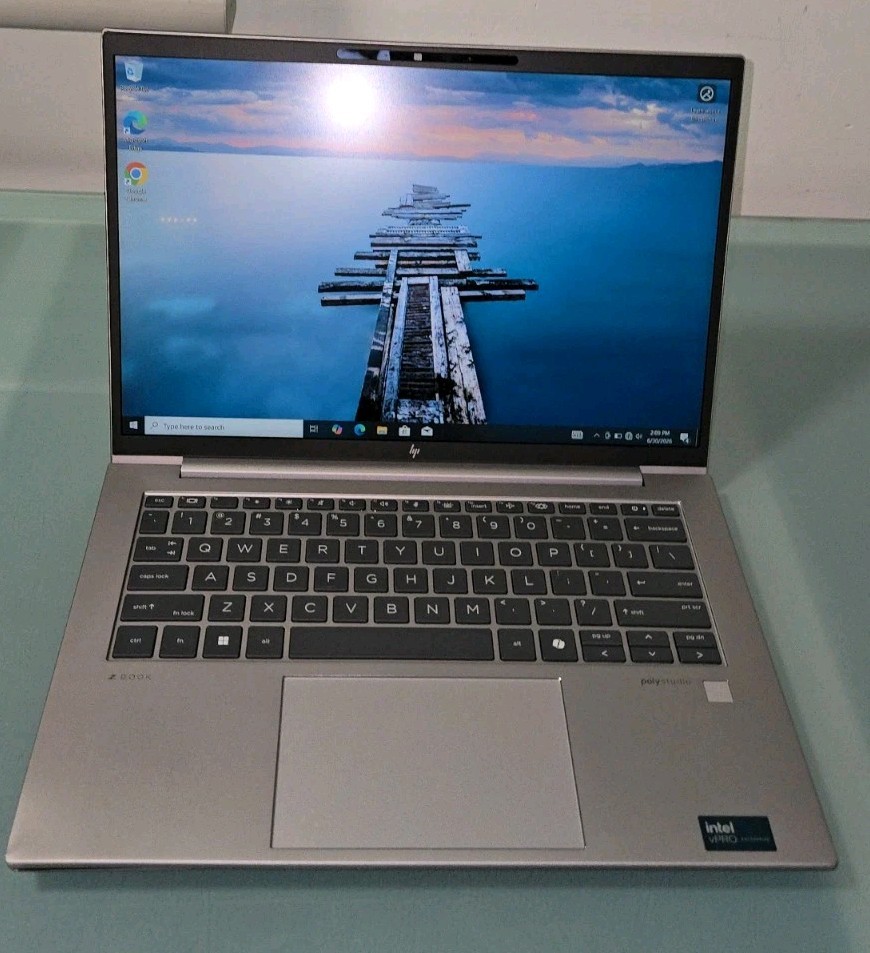 HP ZBook Firefly G11 14″ FHD+ ULTRA 5 135U – 512GB SSD – 32GB W11 Backlit – FAST
