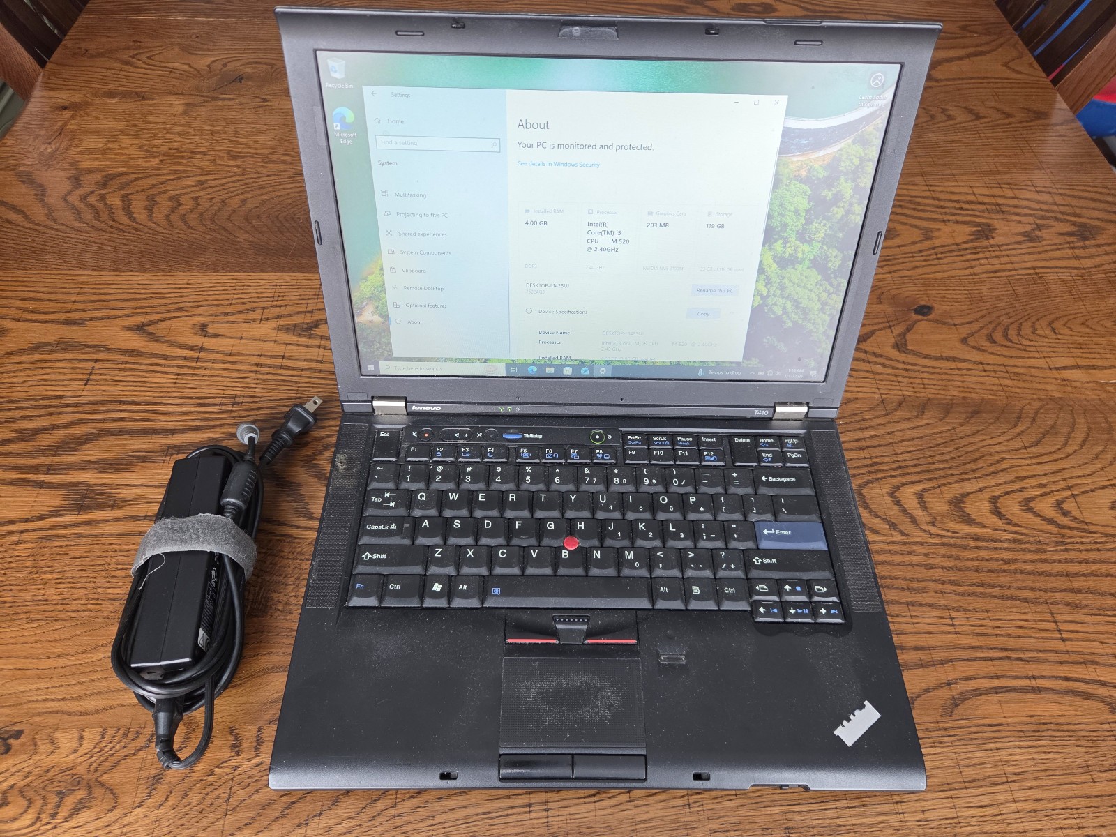 Lenovo ThinkPad T410 14” Laptop Intel Core i5 120GB SSD 4GB RAM NVIDIA NVS Win10